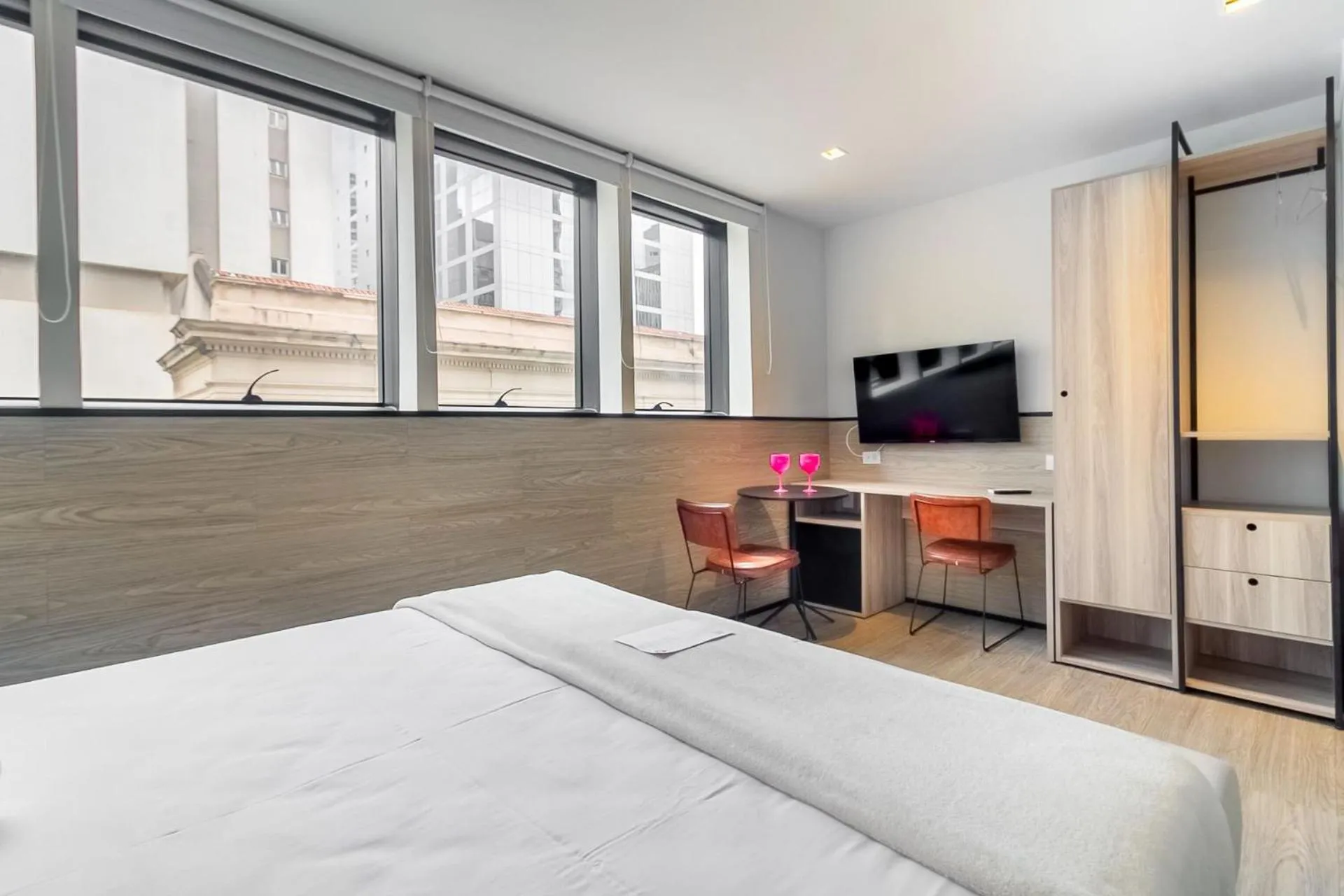 Bed in sp-hobn - housi paulista