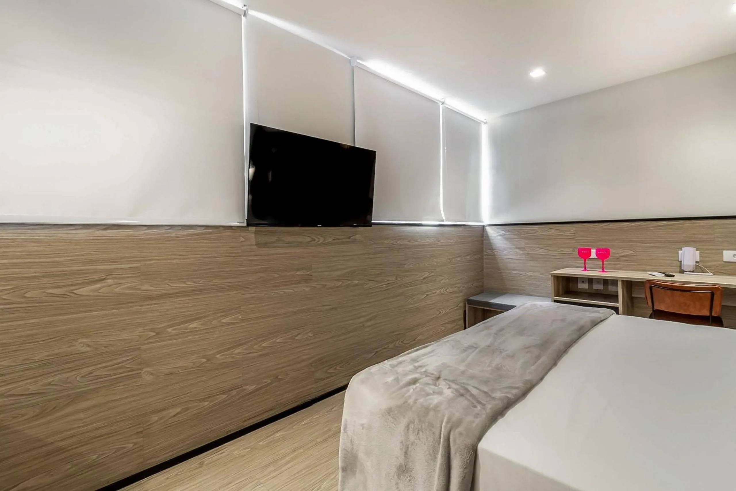 Bed in sp-hobn - housi paulista