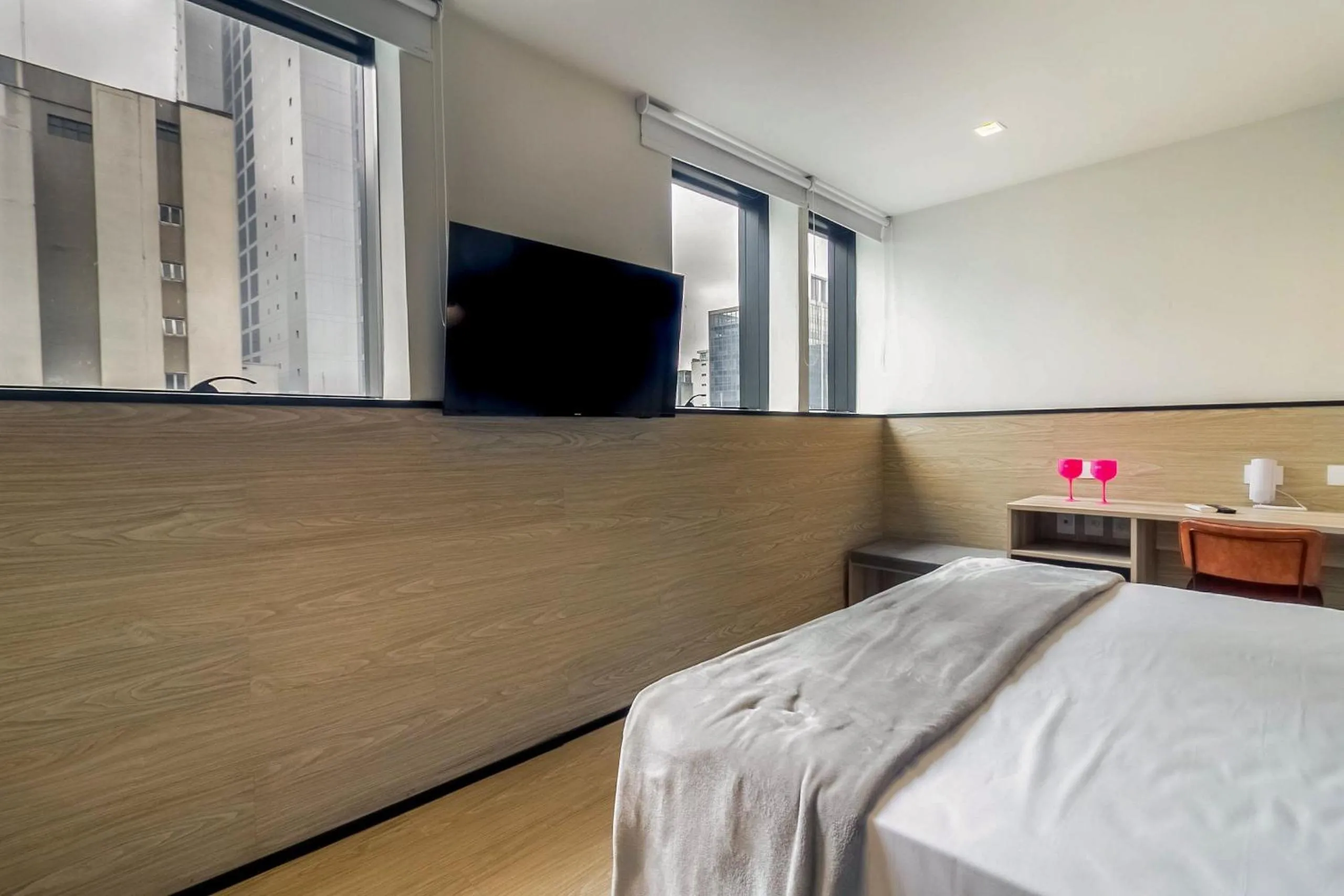 Bed in sp-hobn - housi paulista