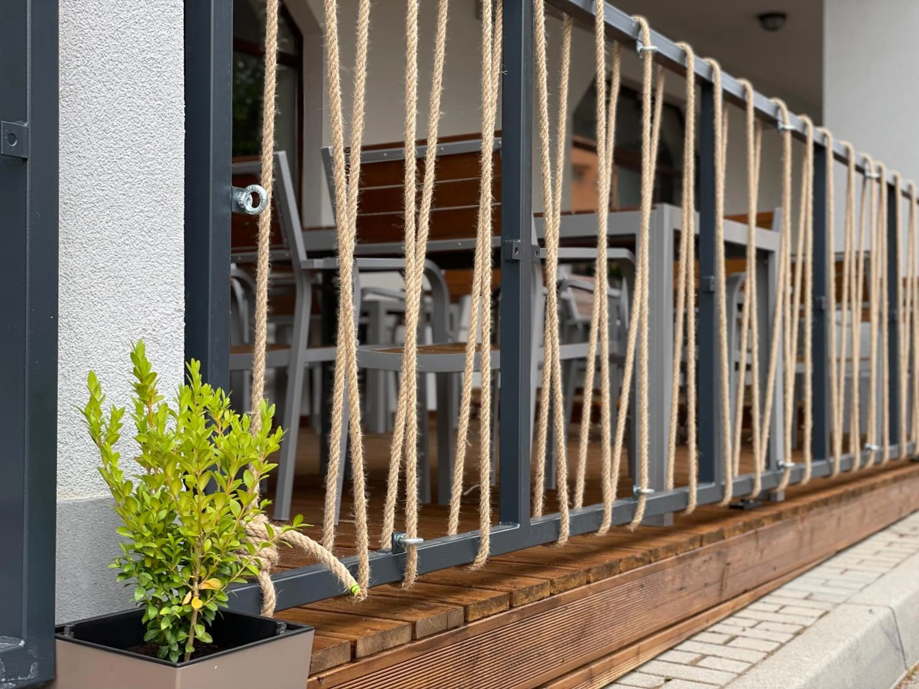 Property building in Hotel Laguna & restaurant