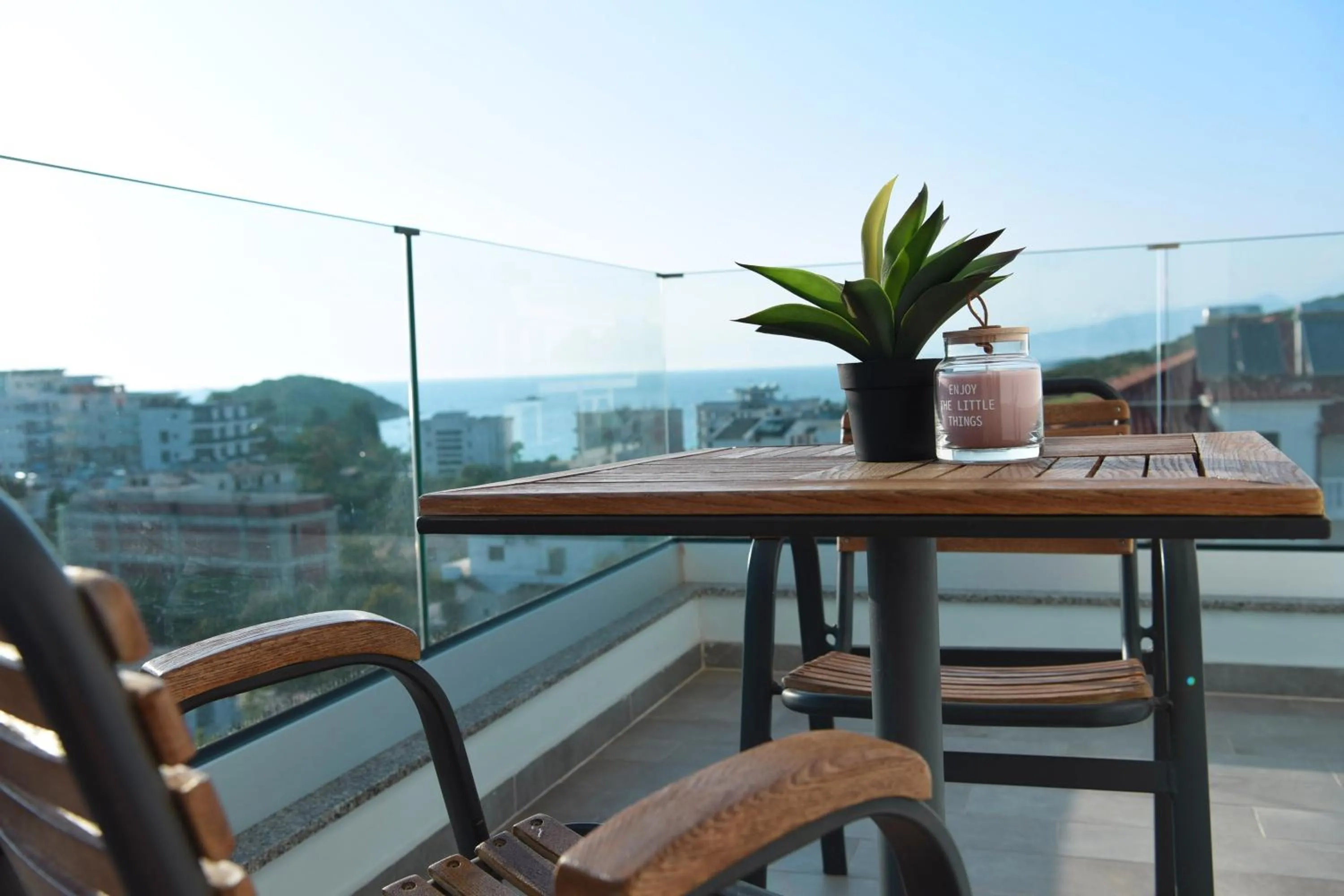 Balcony/Terrace in 6 Milje Hotel