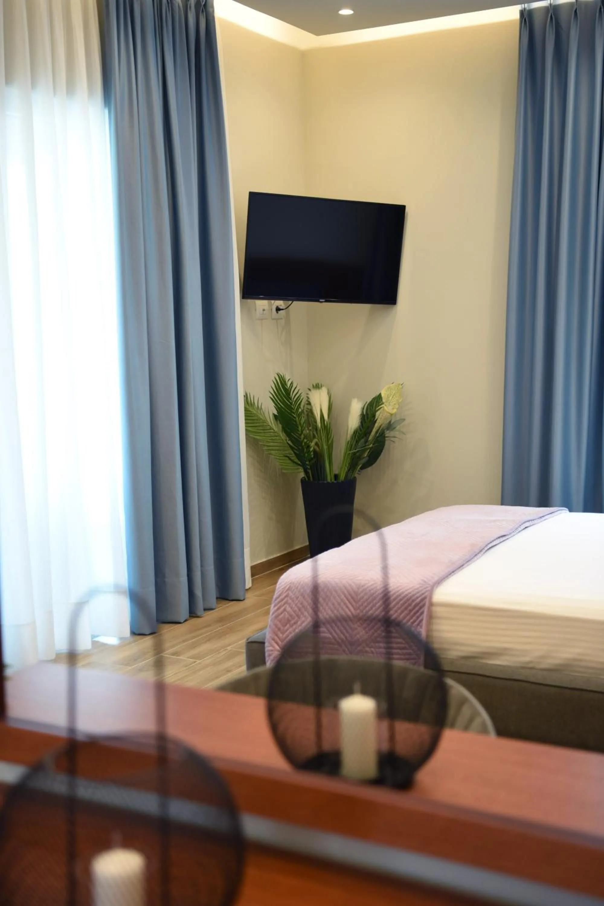 TV and multimedia in 6 Milje Hotel