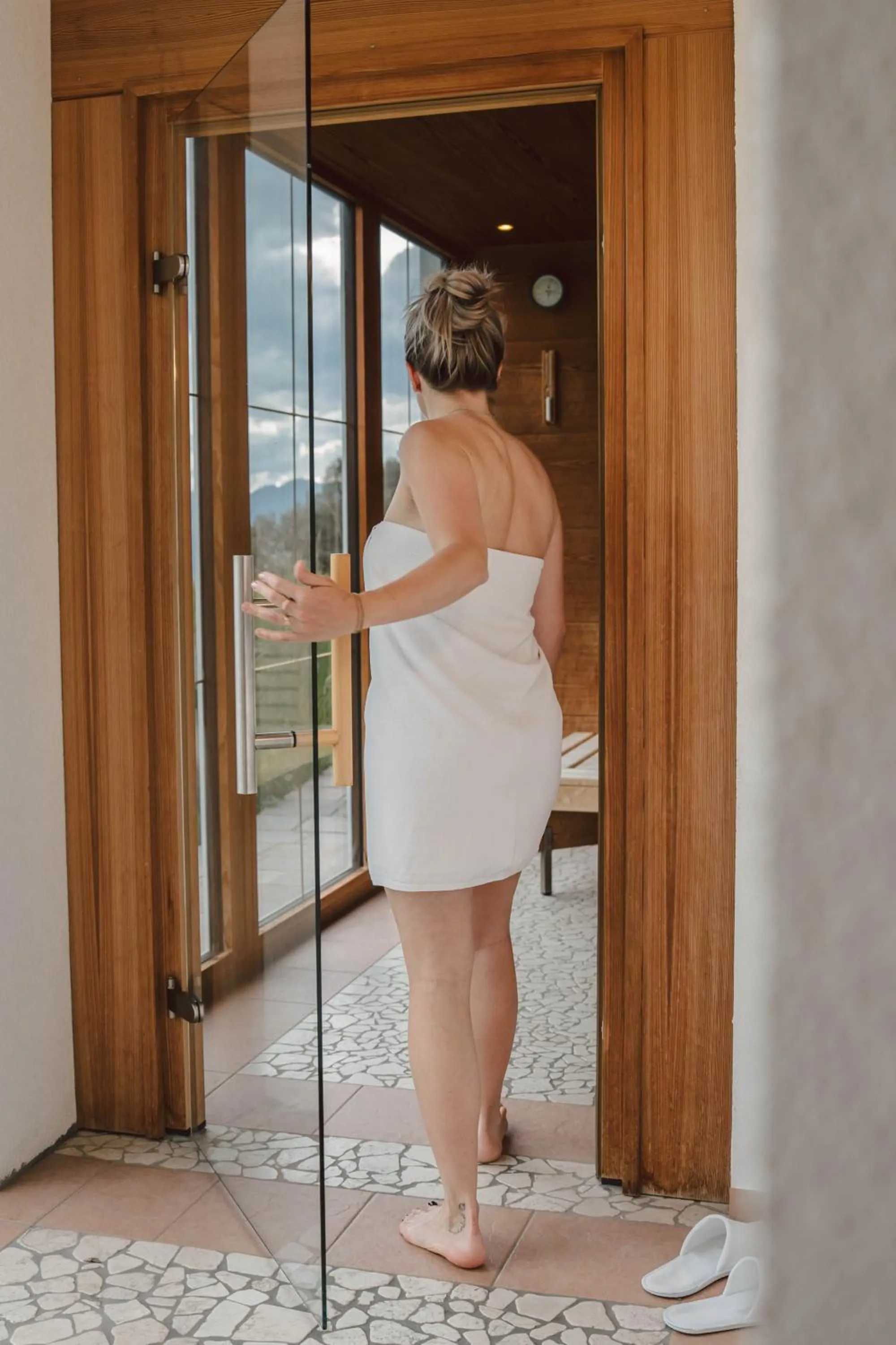 Swimming pool in Vitalhotel Kaiserhof