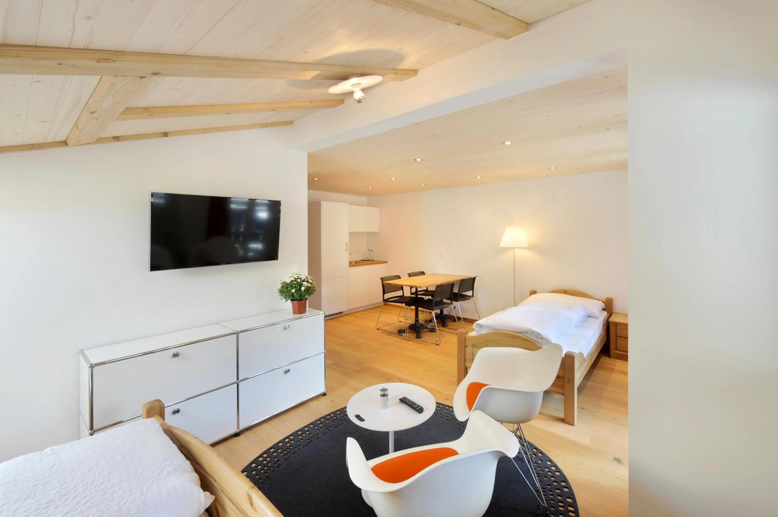 Photo of the whole room, Bed in Hotel-Restaurant zum Gade