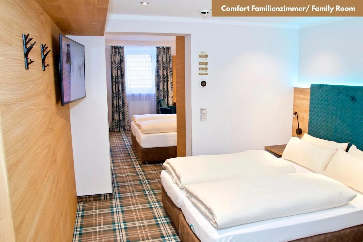 Bed in Hotel Zur Post