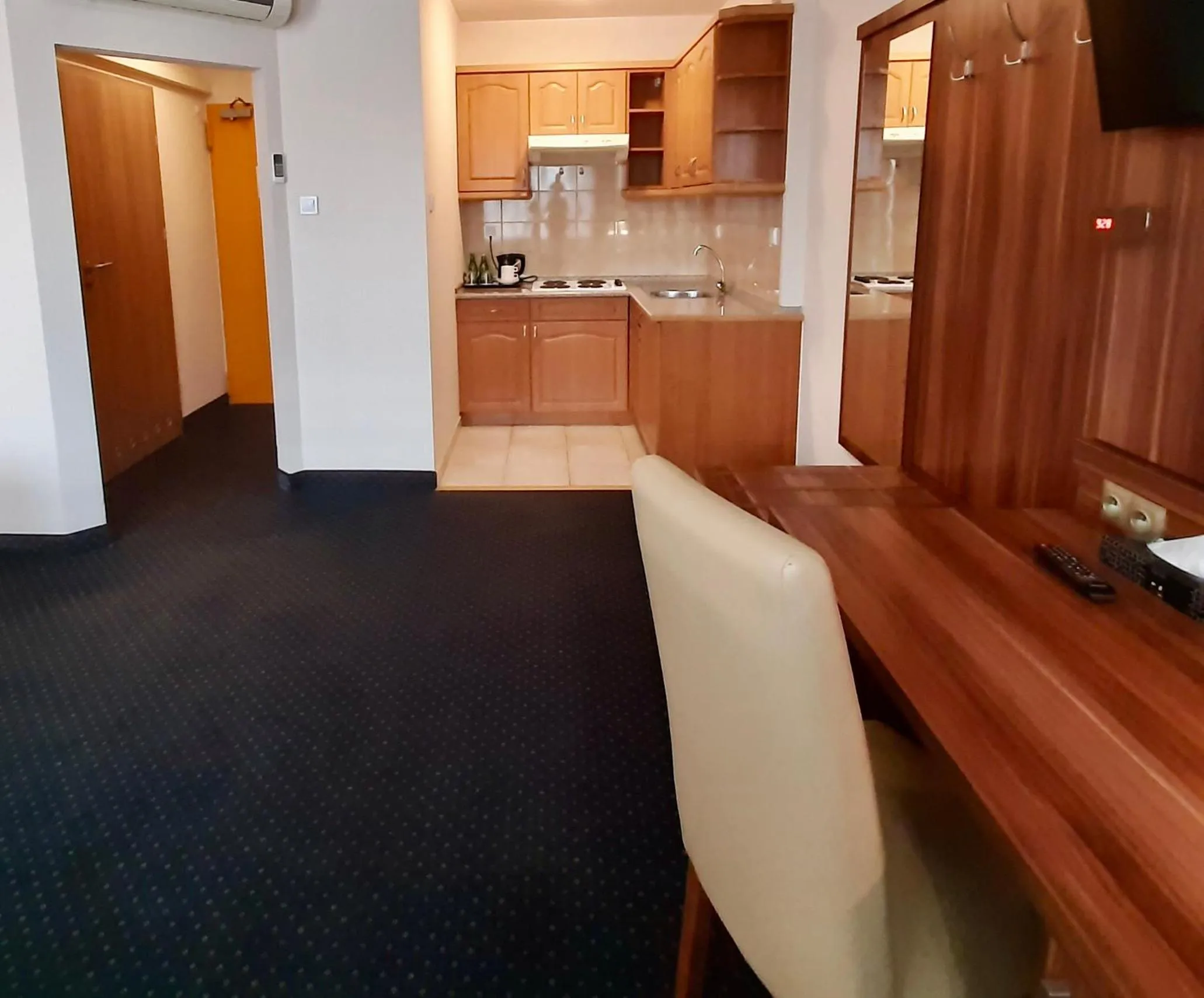 Kitchen or kitchenette in Poleczki Residence Apartments