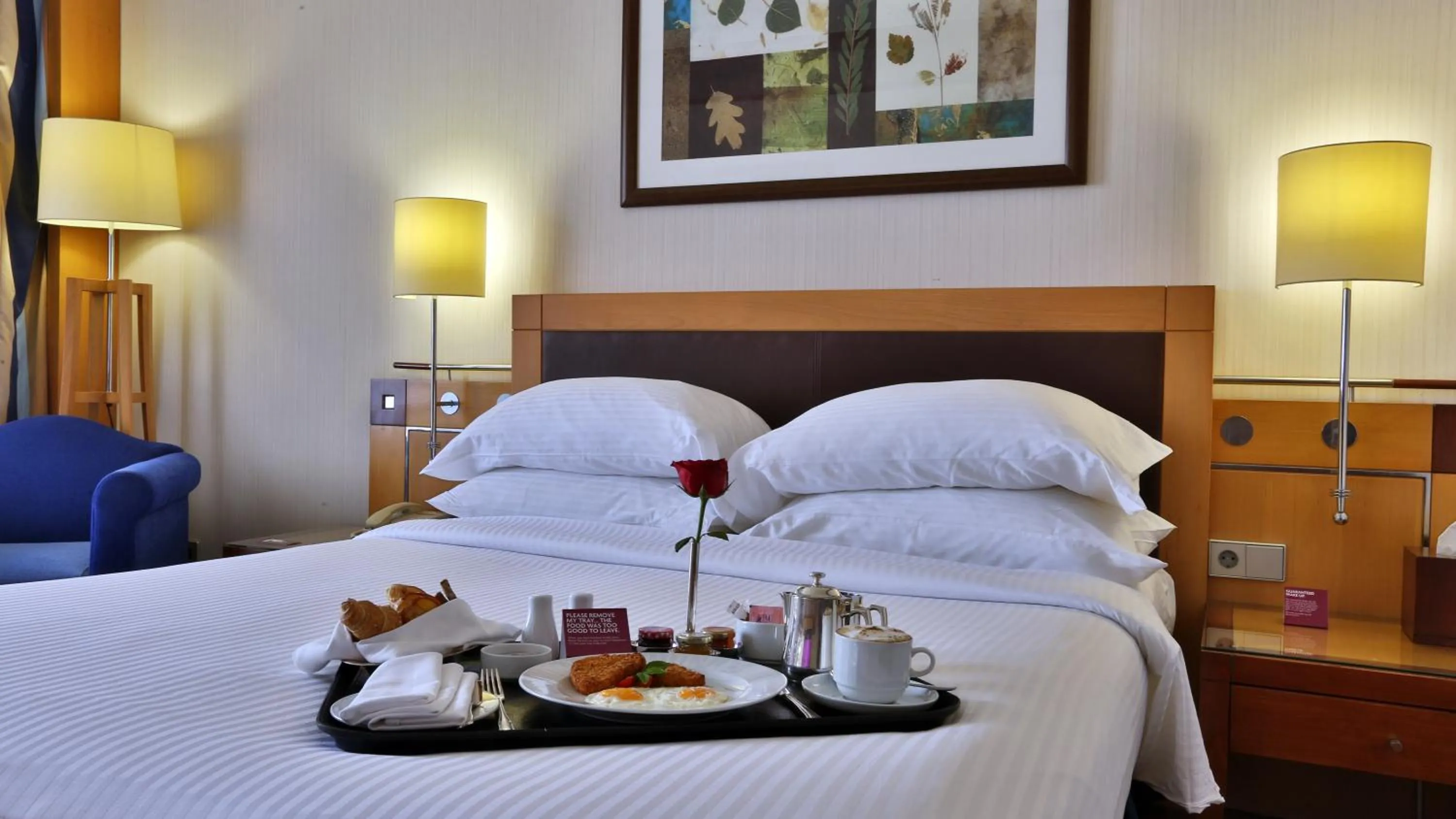 Photo of the whole room, Bed in Crowne Plaza Hamra Beirut by IHG