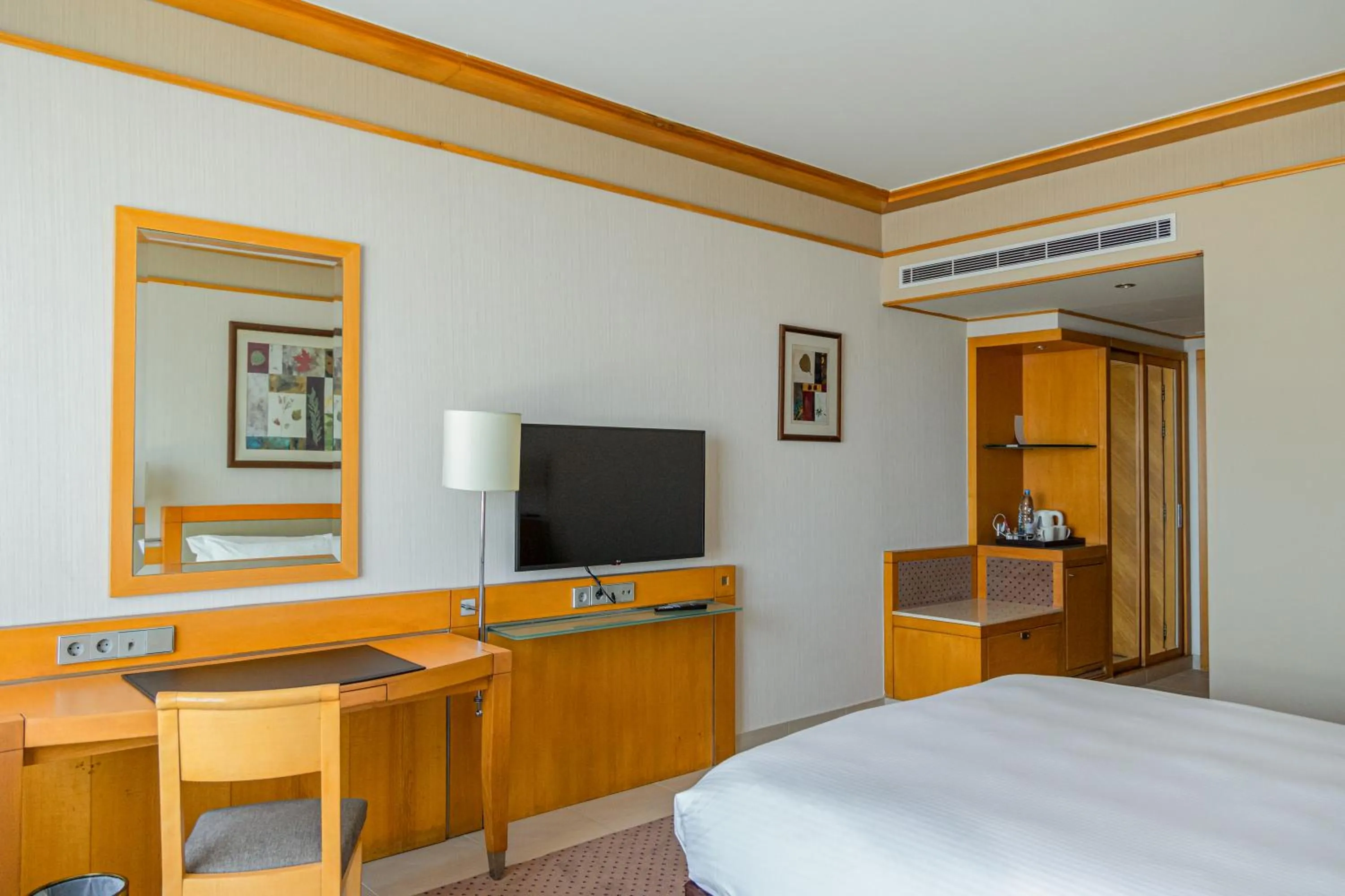 Bed in Crowne Plaza Hamra Beirut by IHG