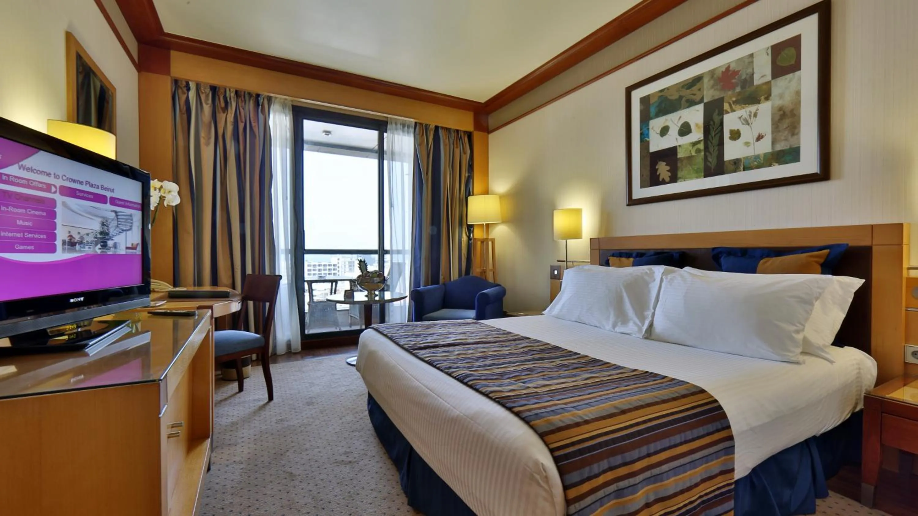 Photo of the whole room, Bed in Crowne Plaza Hamra Beirut by IHG