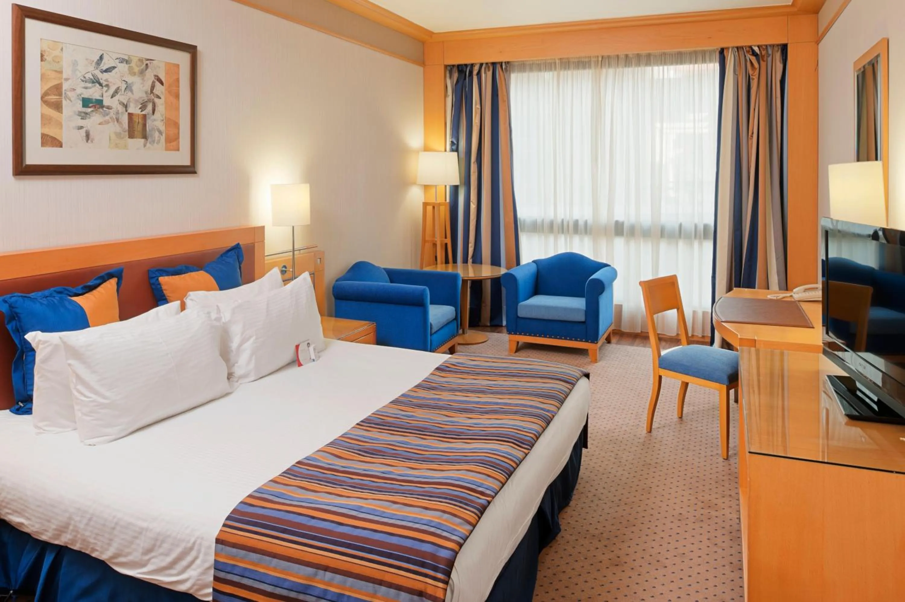 Bedroom, Bed in Crowne Plaza Hamra Beirut by IHG