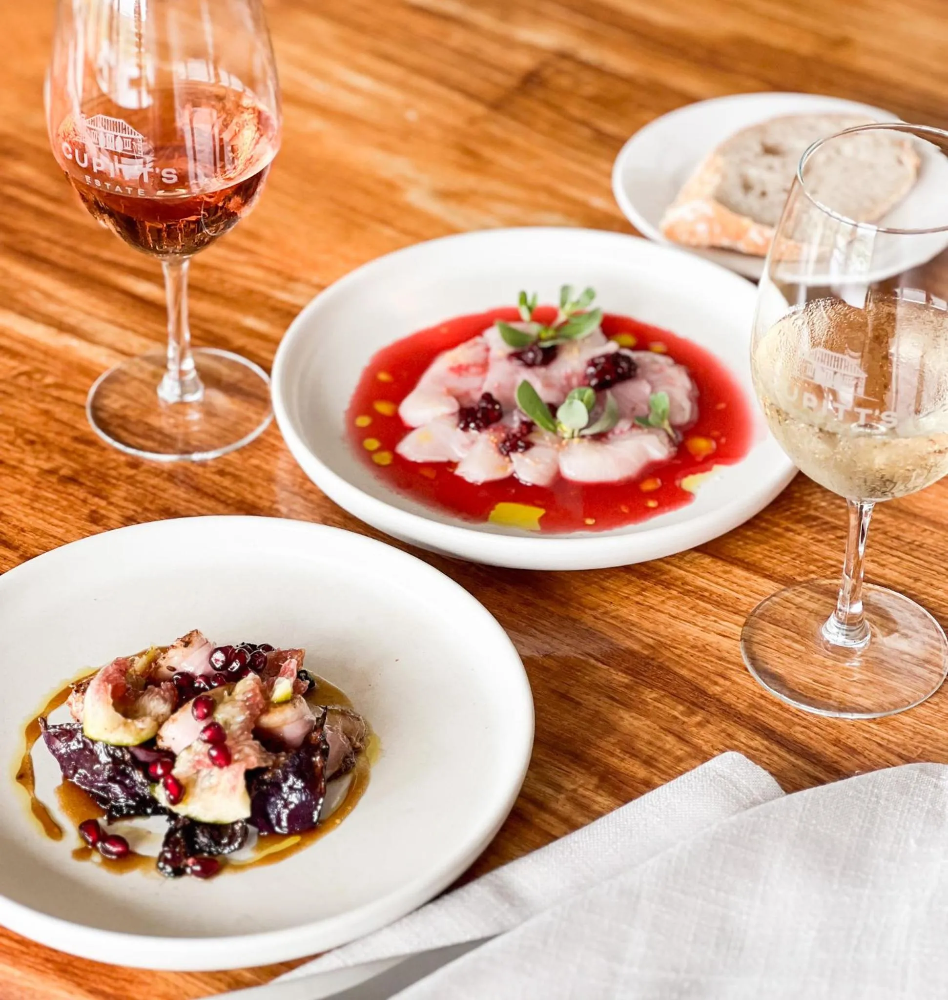 Restaurant/places to eat in Cupitt's Estate Villas