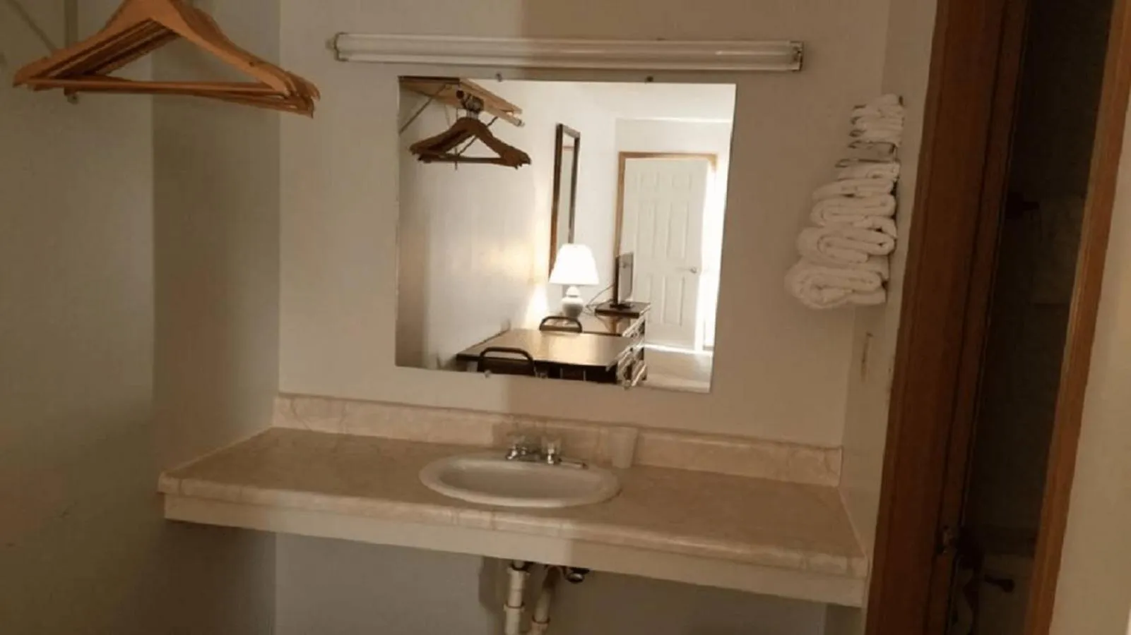 Bathroom in Unity Lodge