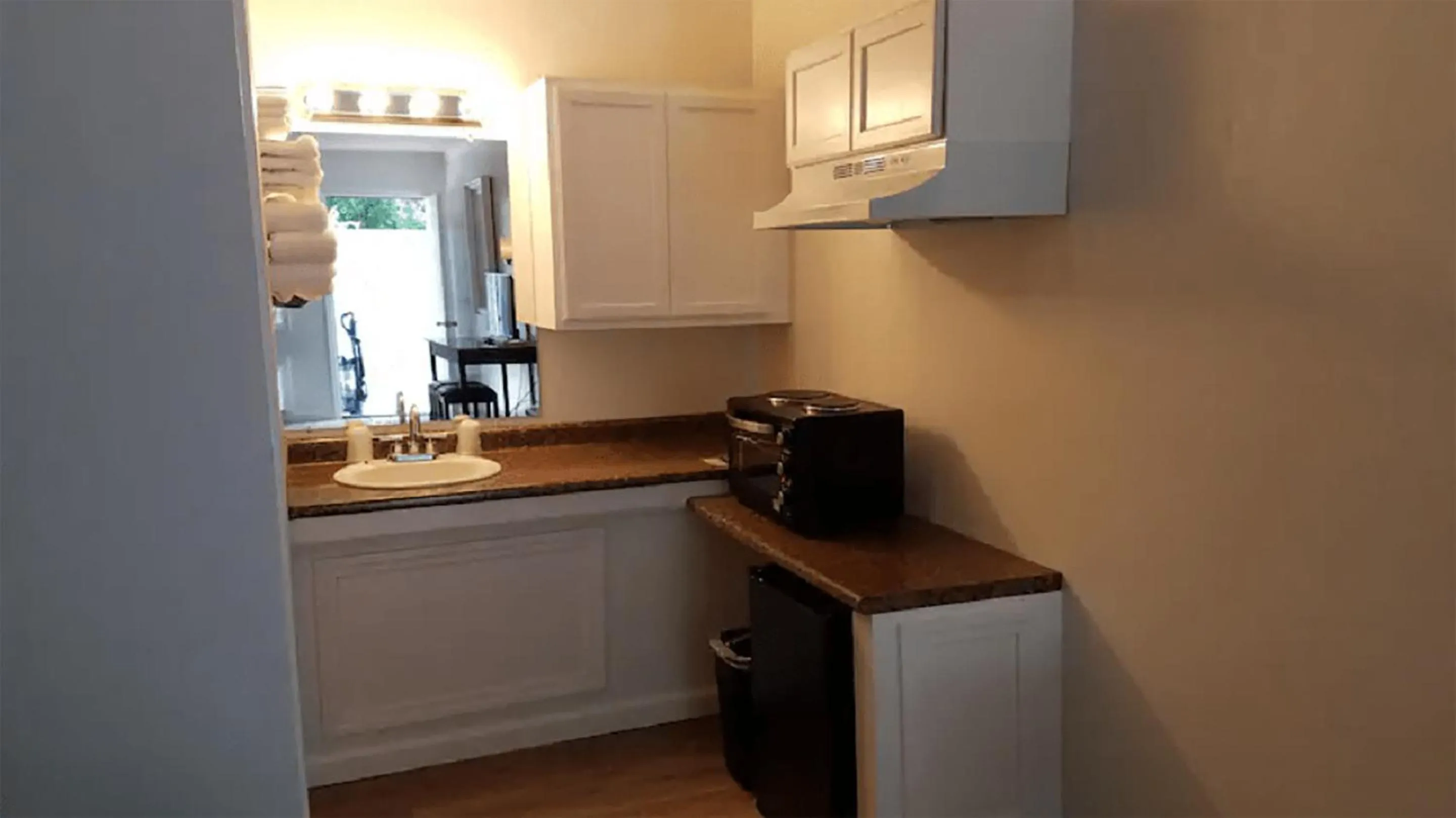 Kitchen or kitchenette in Unity Lodge