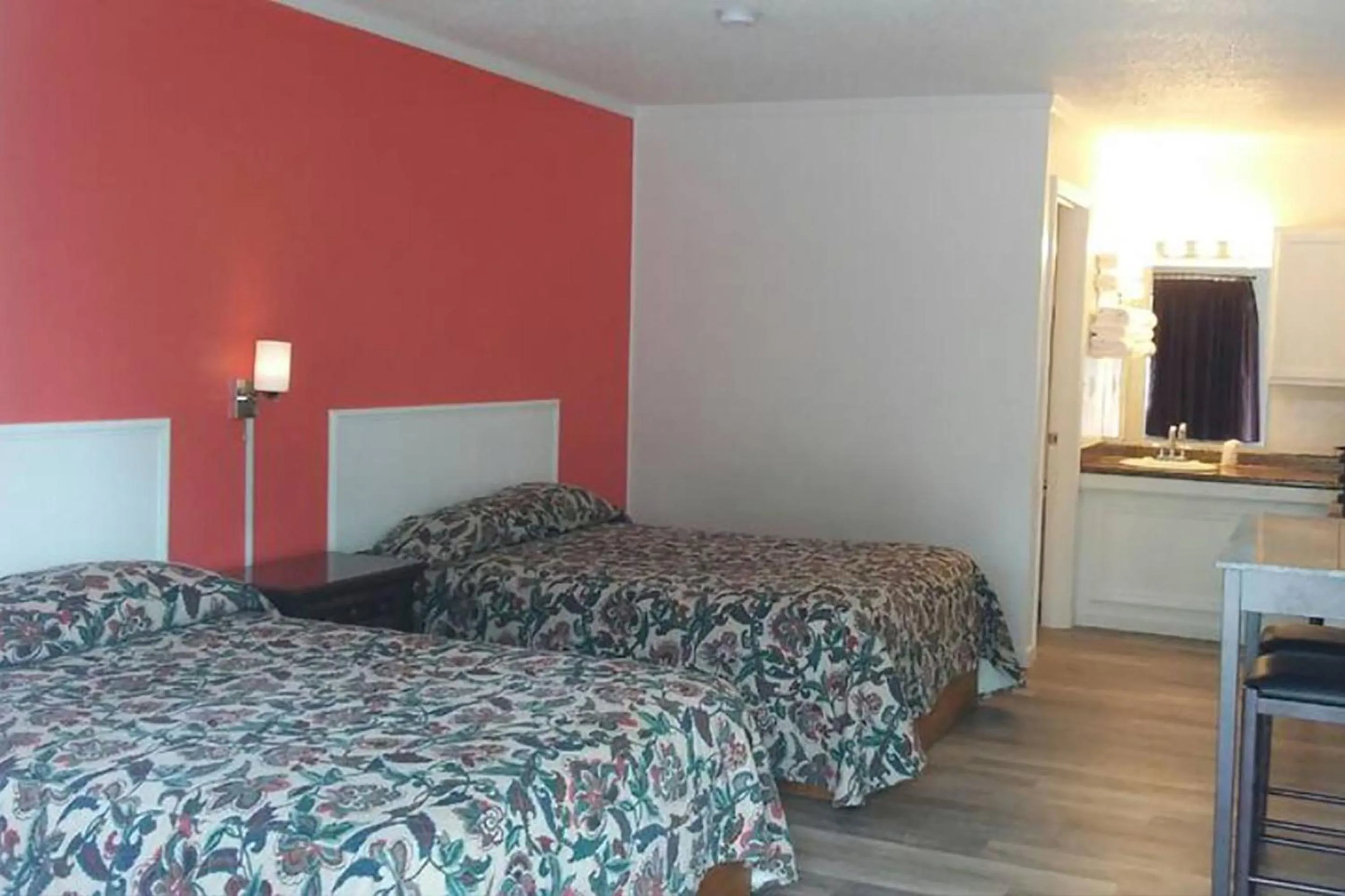 Bedroom, Bed in Unity Lodge