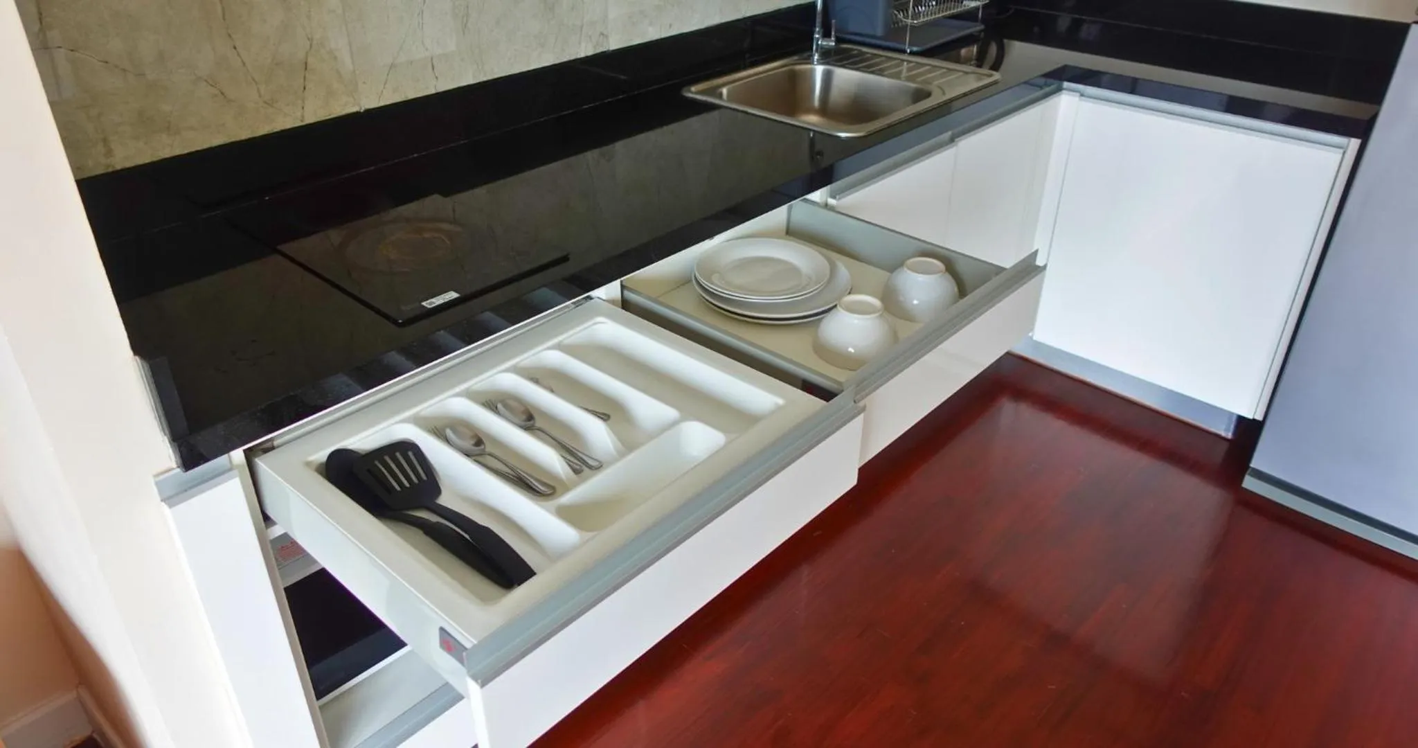 Family in Seastar Hotel and Service Apartment