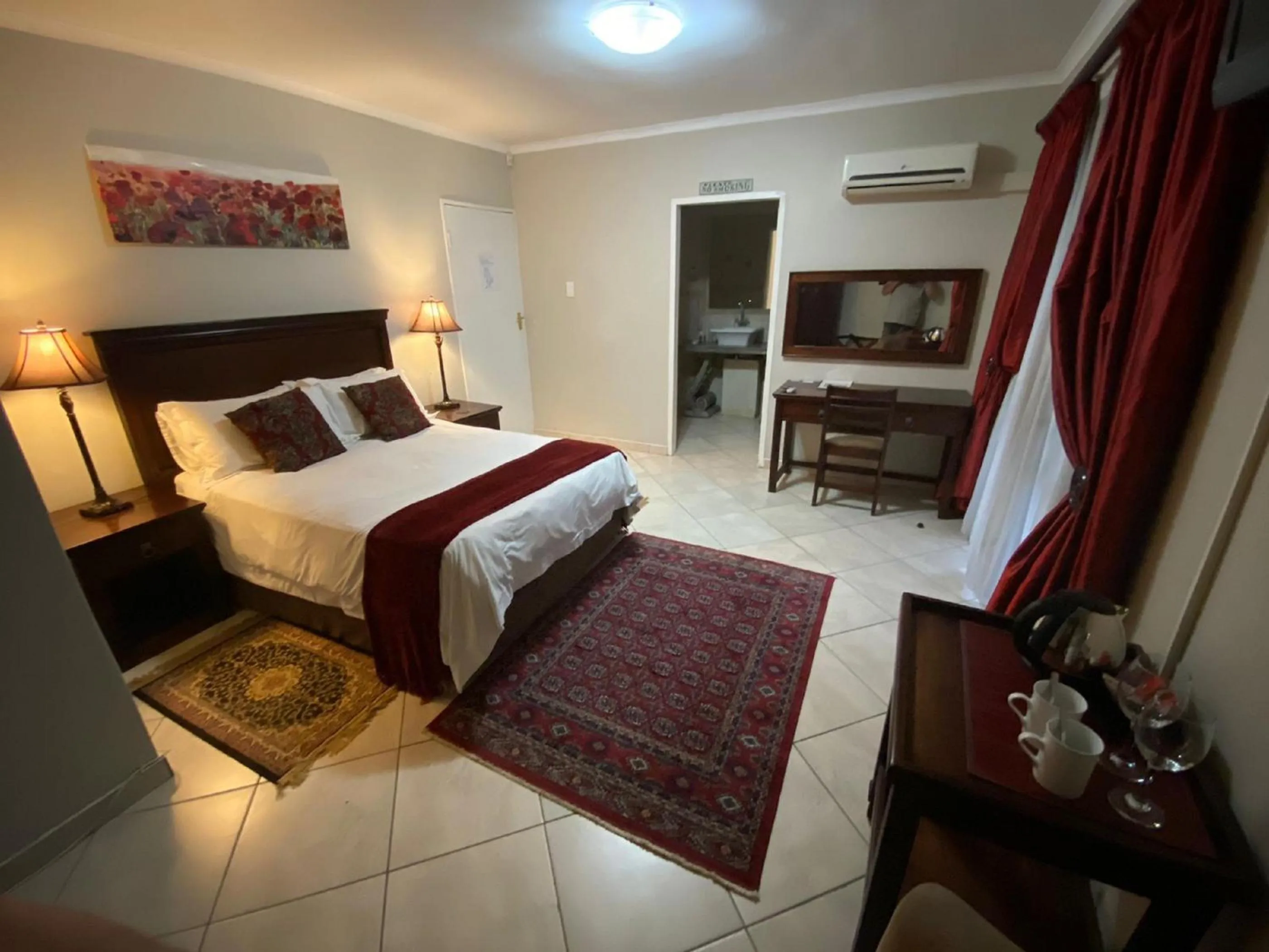 Bedroom, Bed in Absolut Guest Boutique