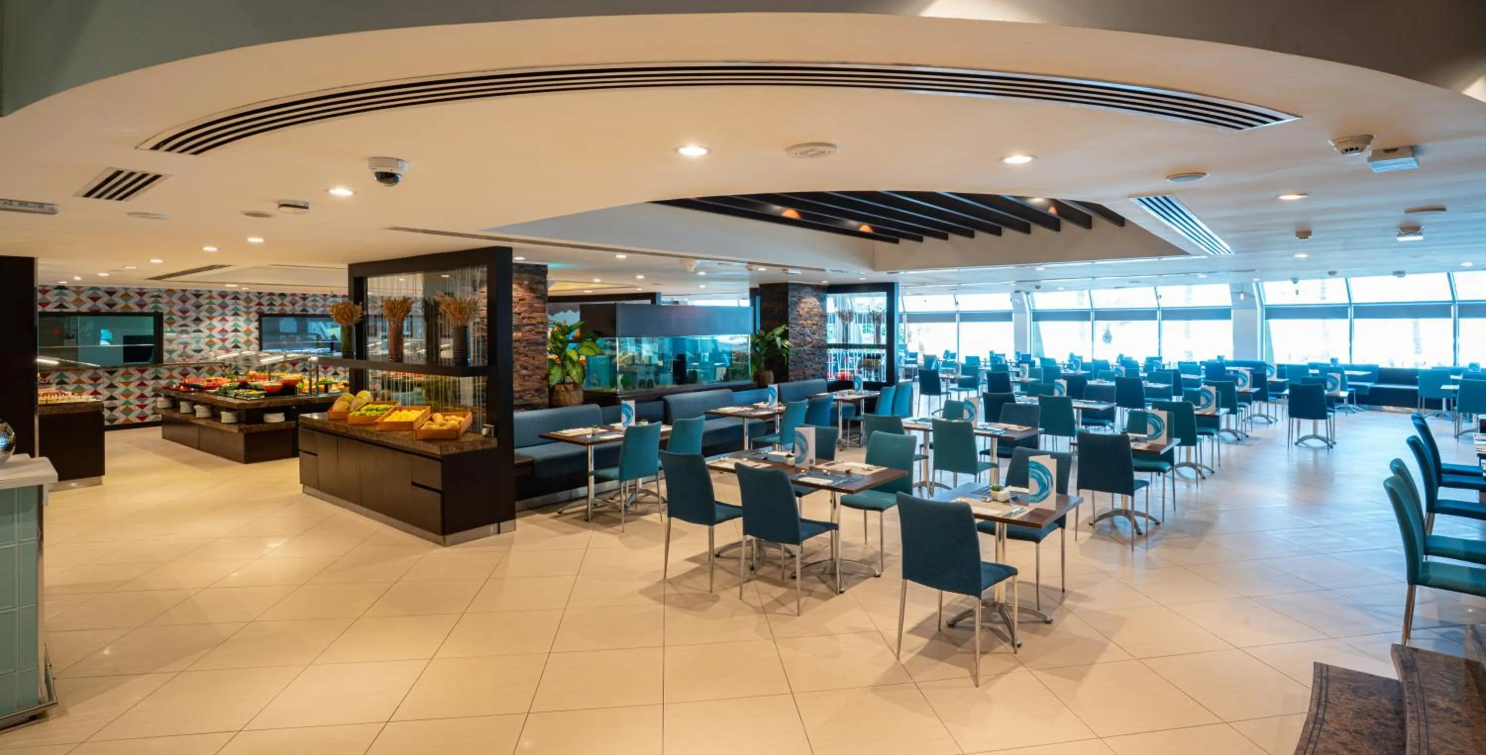 Restaurant/places to eat in Occidental Sharjah Grand