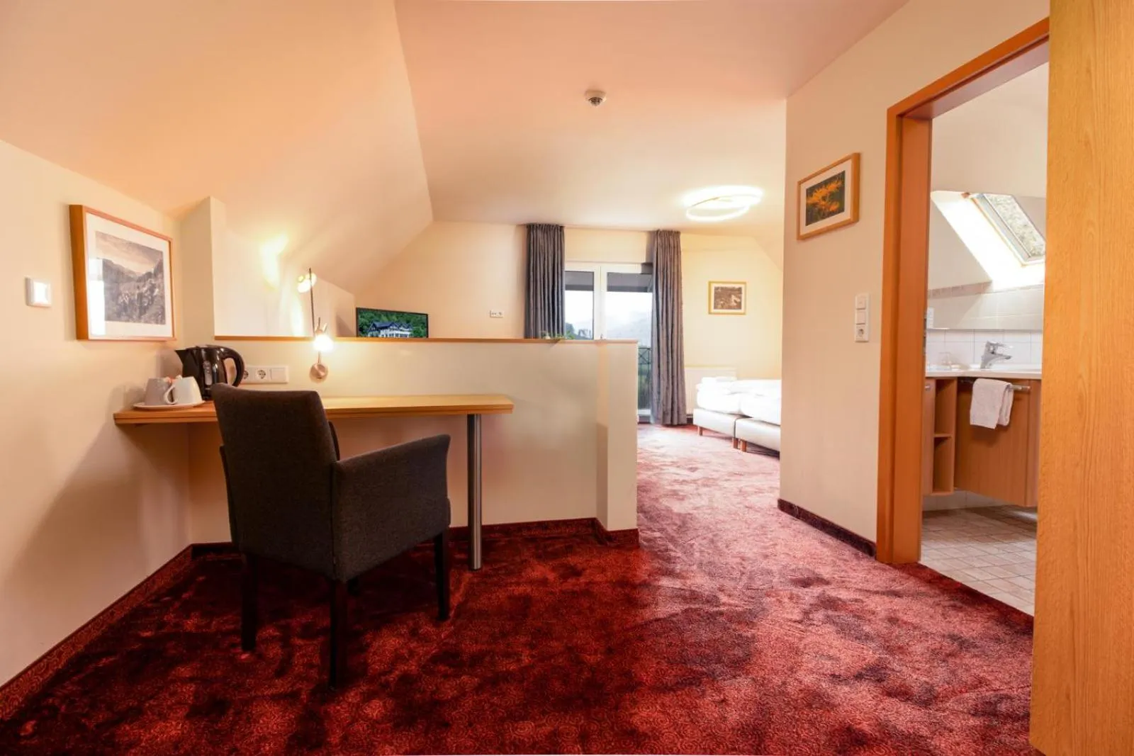 Bed in Waldhotel Schinkenwirt