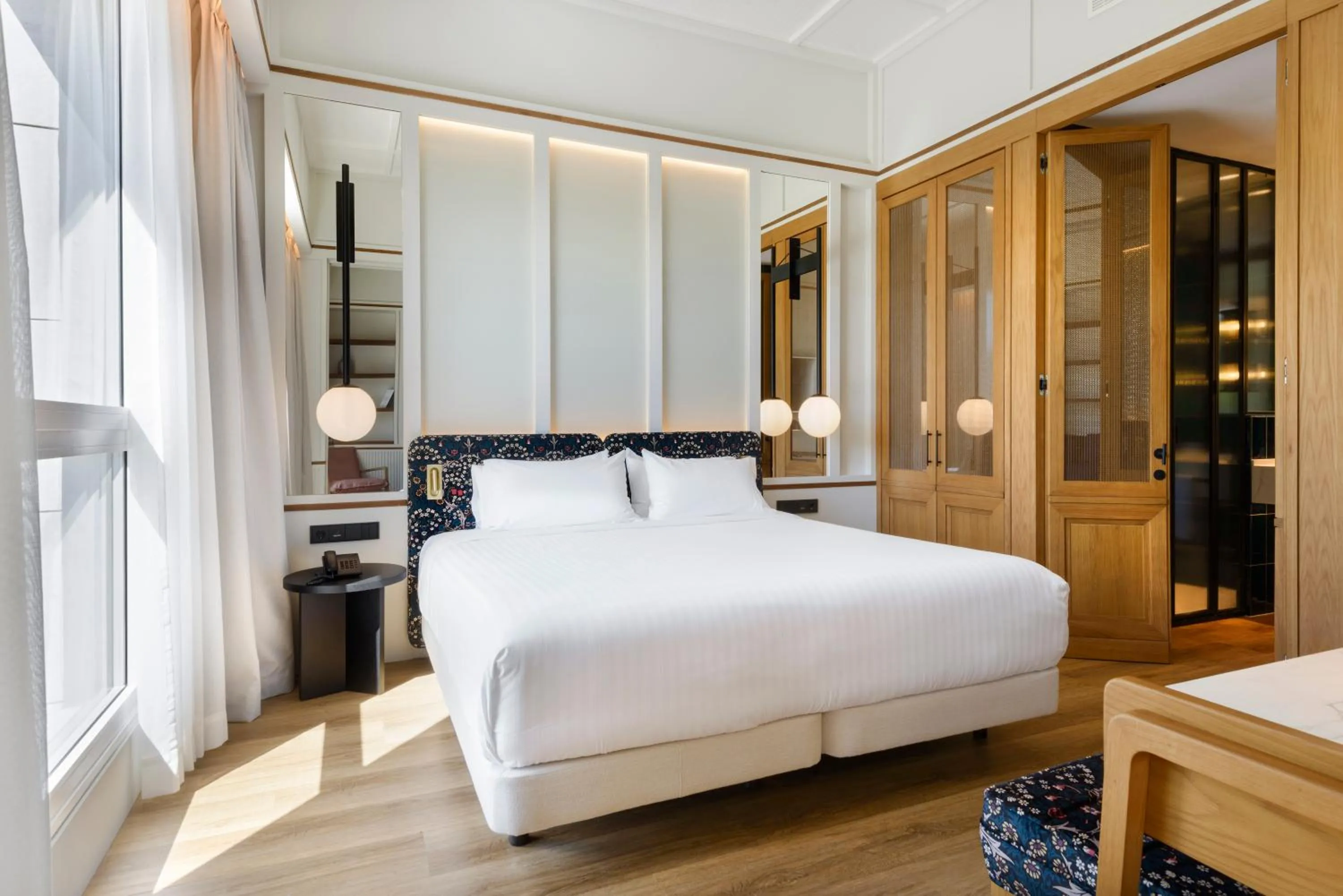 Bed in Hotel Tres Reyes San Sebastián