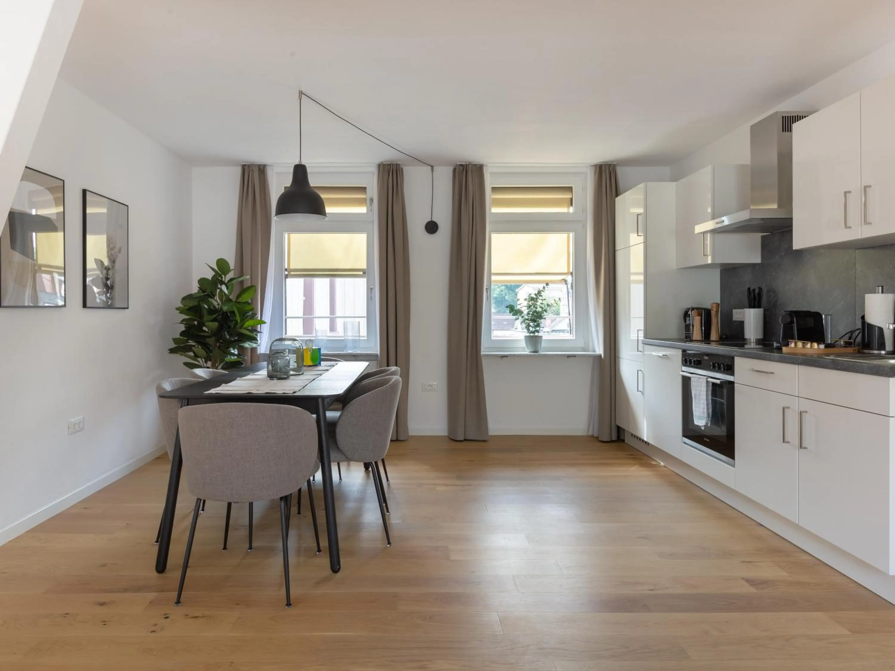 Kitchen or kitchenette in Limehome Baden-Baden Bäderstraße