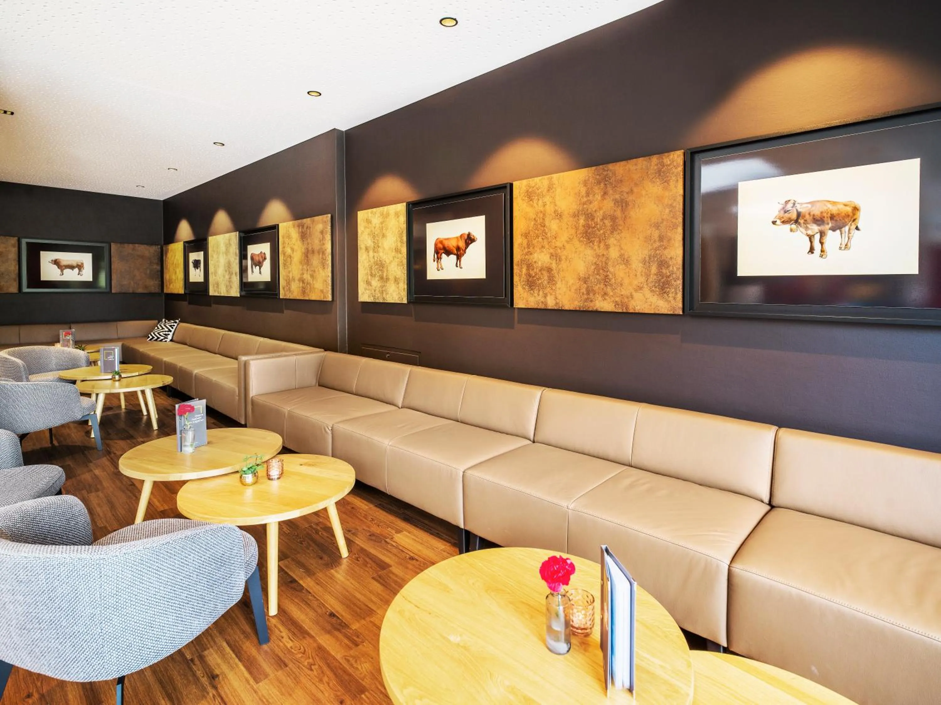 Lounge or bar in JUFA Hotel Salzburg