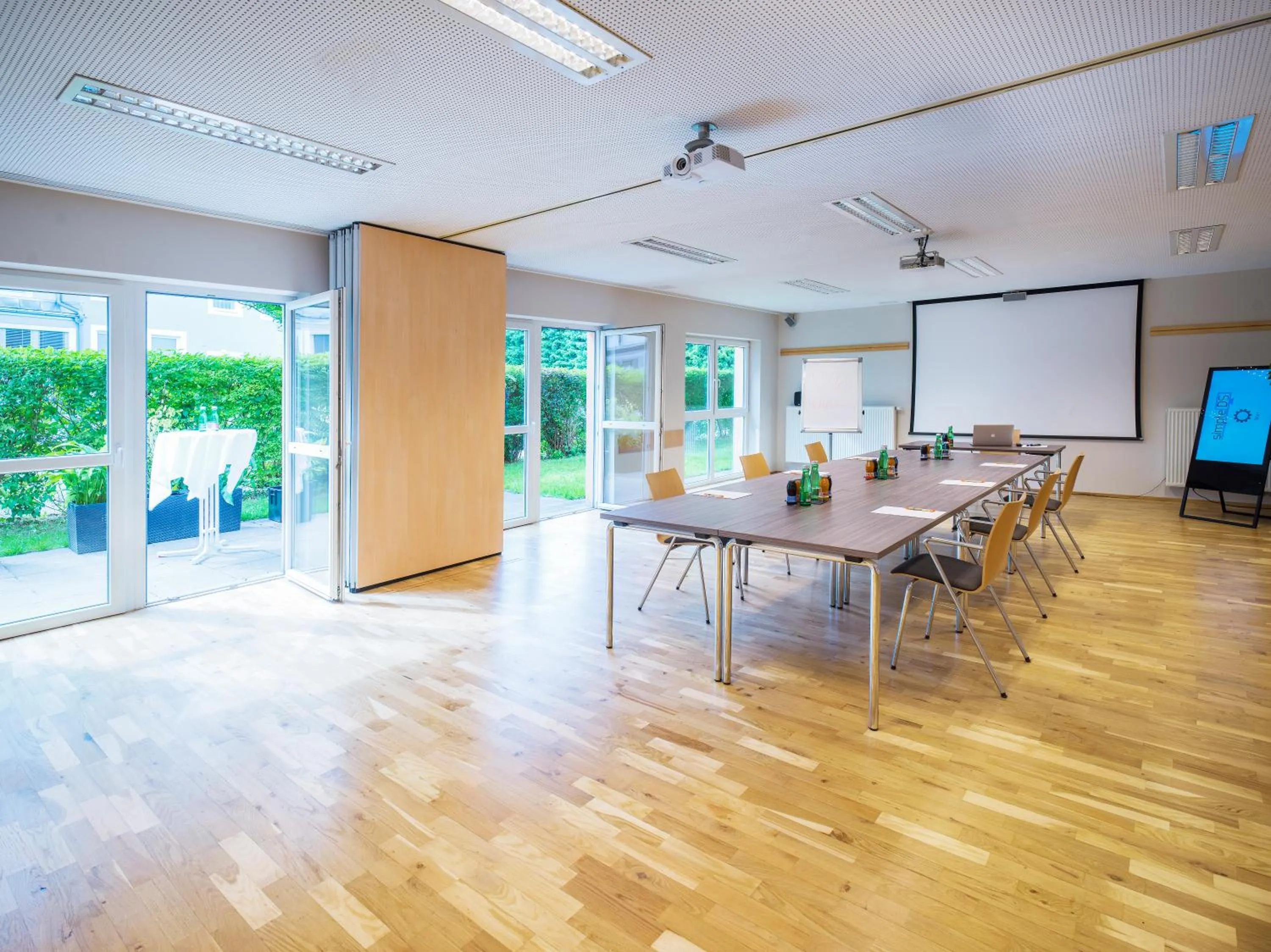 Business facilities in JUFA Hotel Salzburg