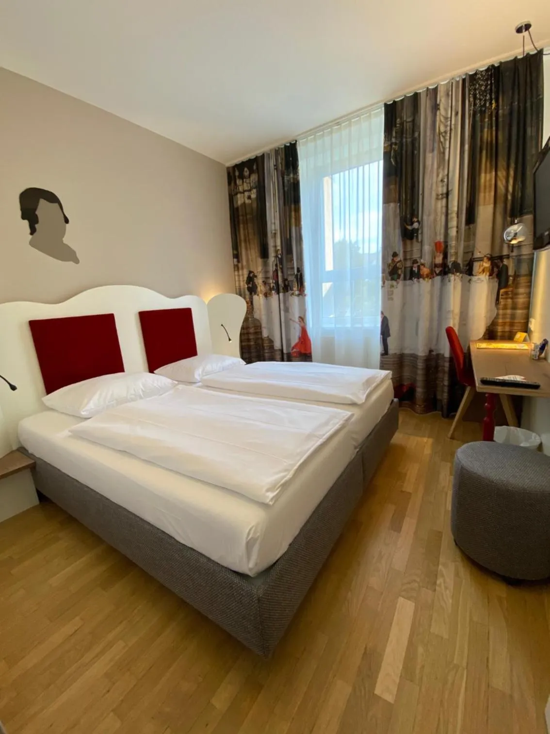 Photo of the whole room, Bed in JUFA Hotel Salzburg