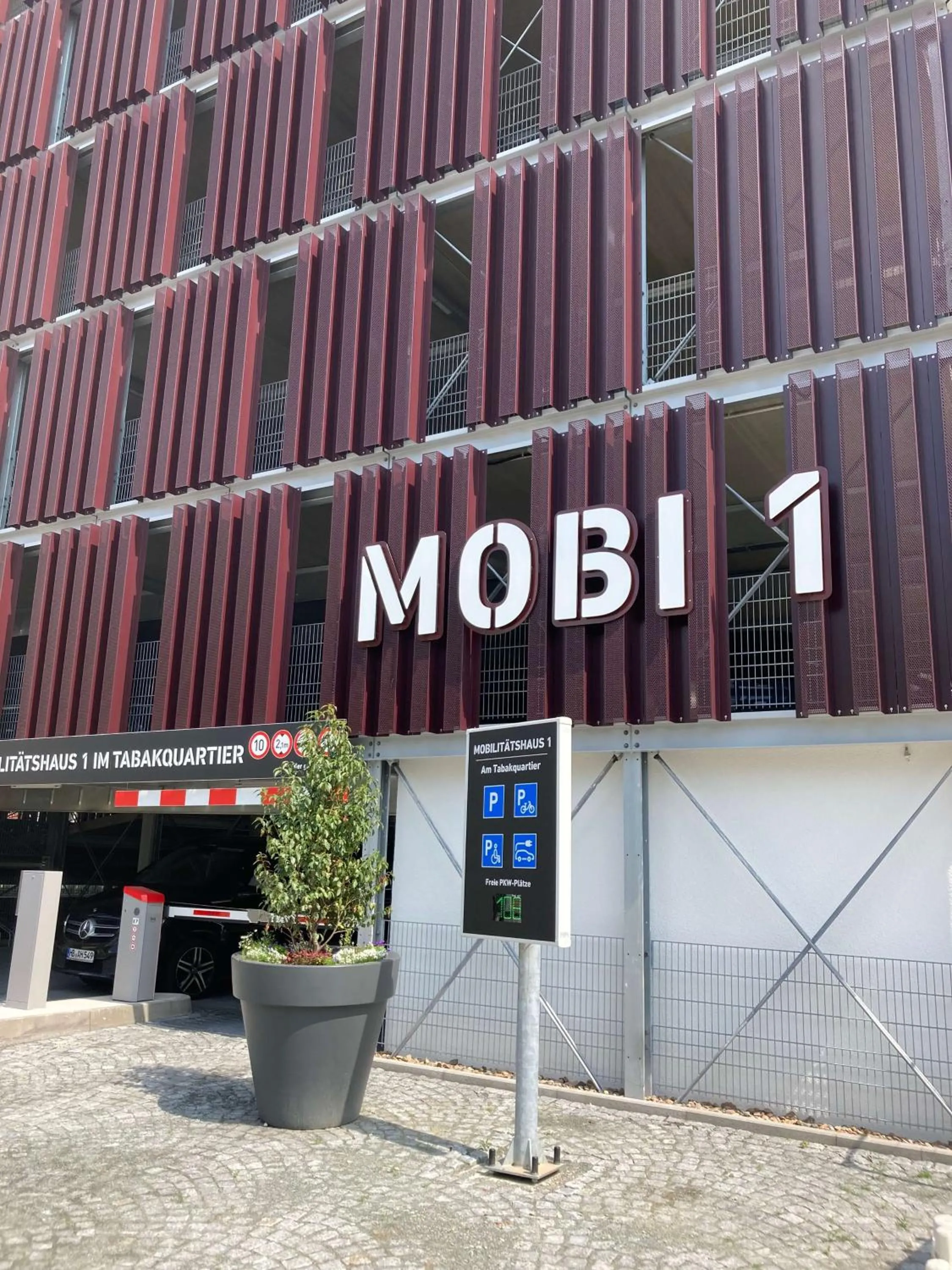 Parking in unique by ATLANTIC Hotels Bremen