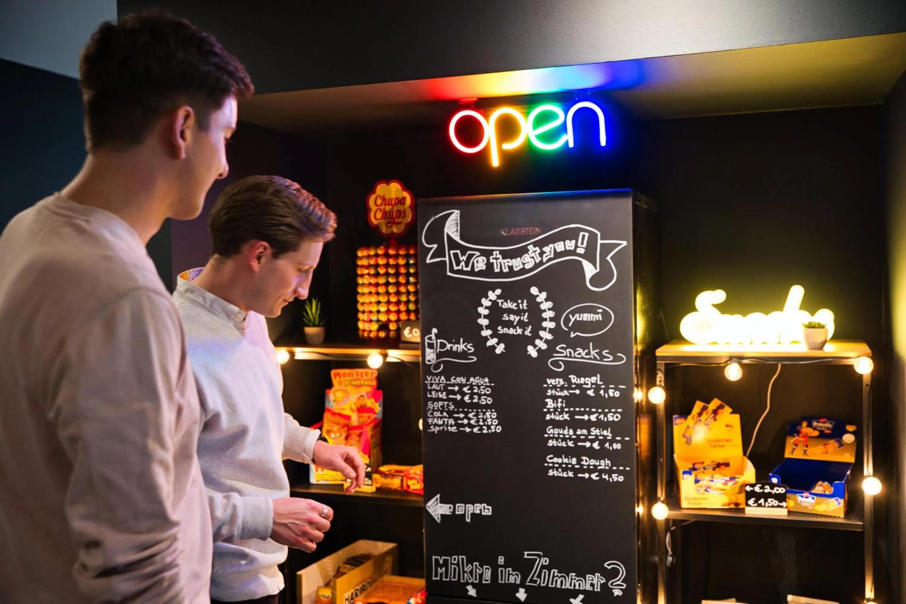 Lobby or reception in unique by ATLANTIC Hotels Bremen