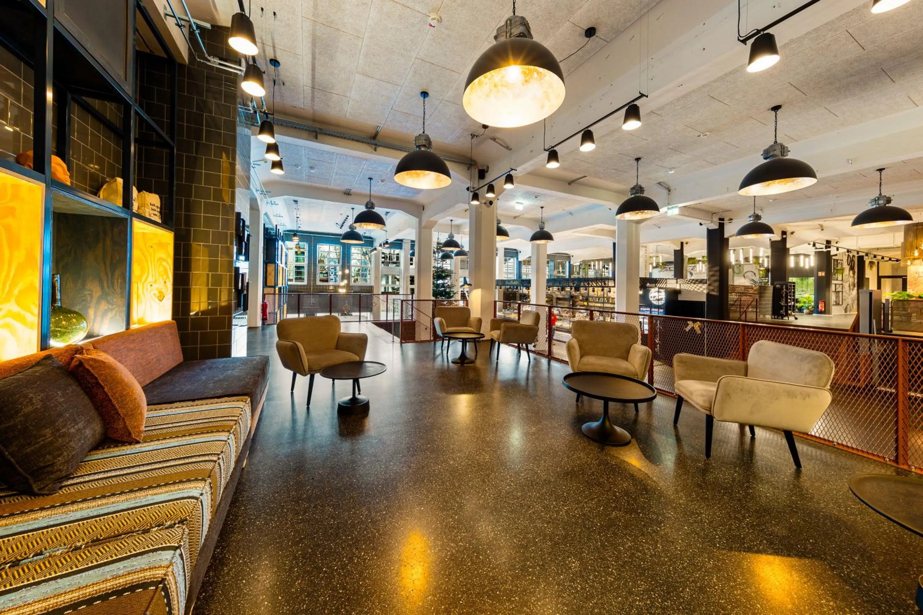 Lobby or reception in unique by ATLANTIC Hotels Bremen