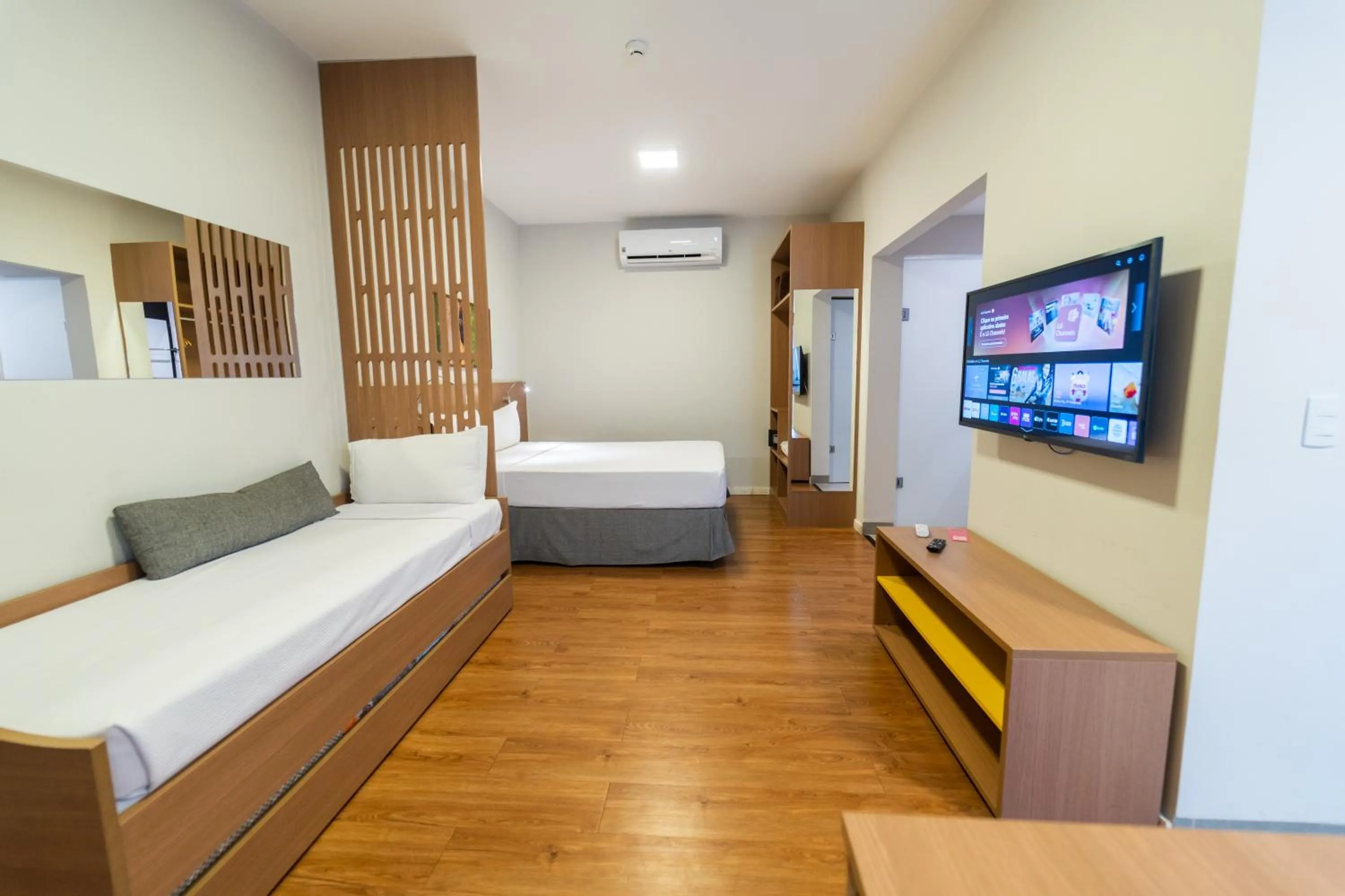 Bedroom, Bed in ibis Styles Bonito