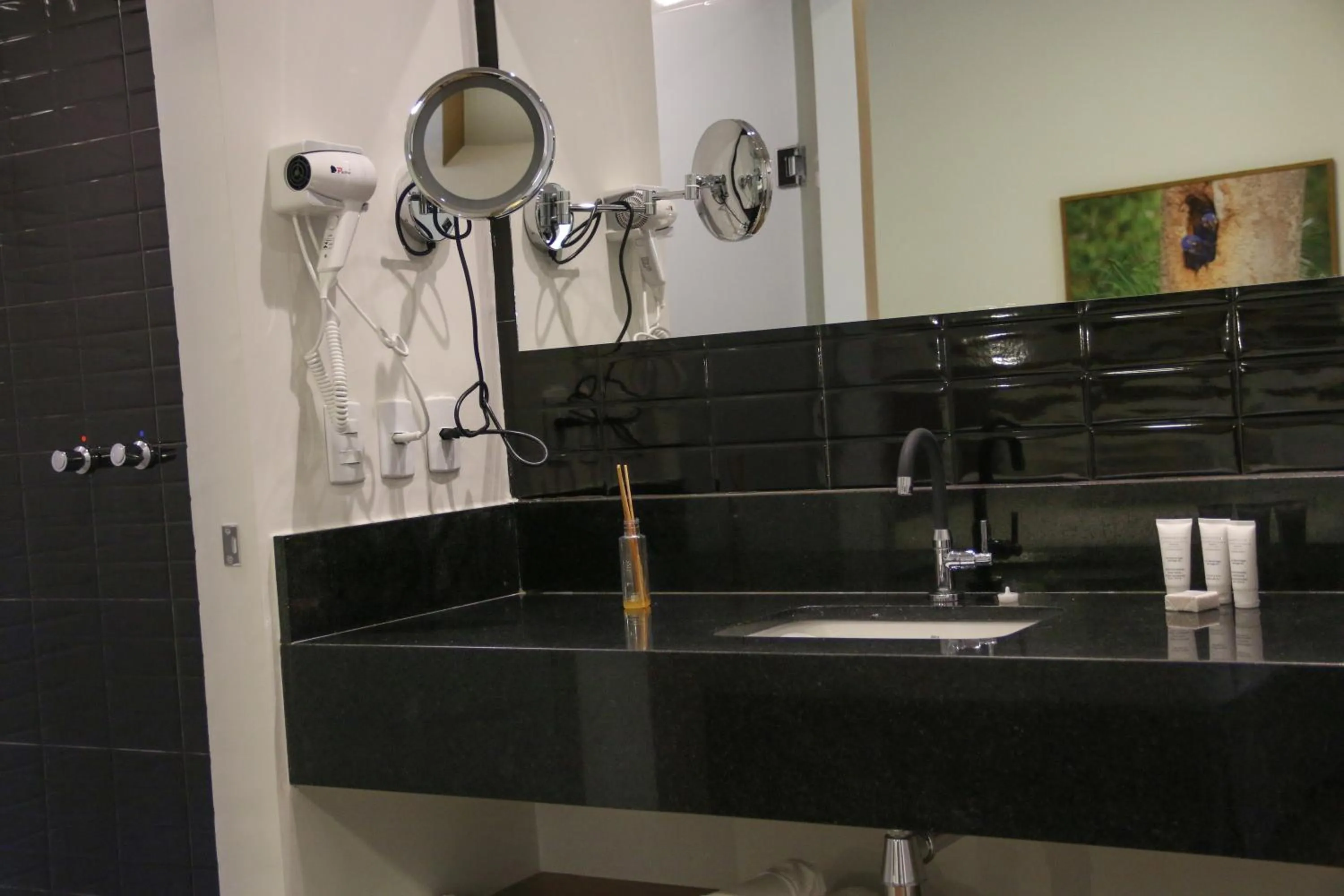 Bathroom in ibis Styles Bonito