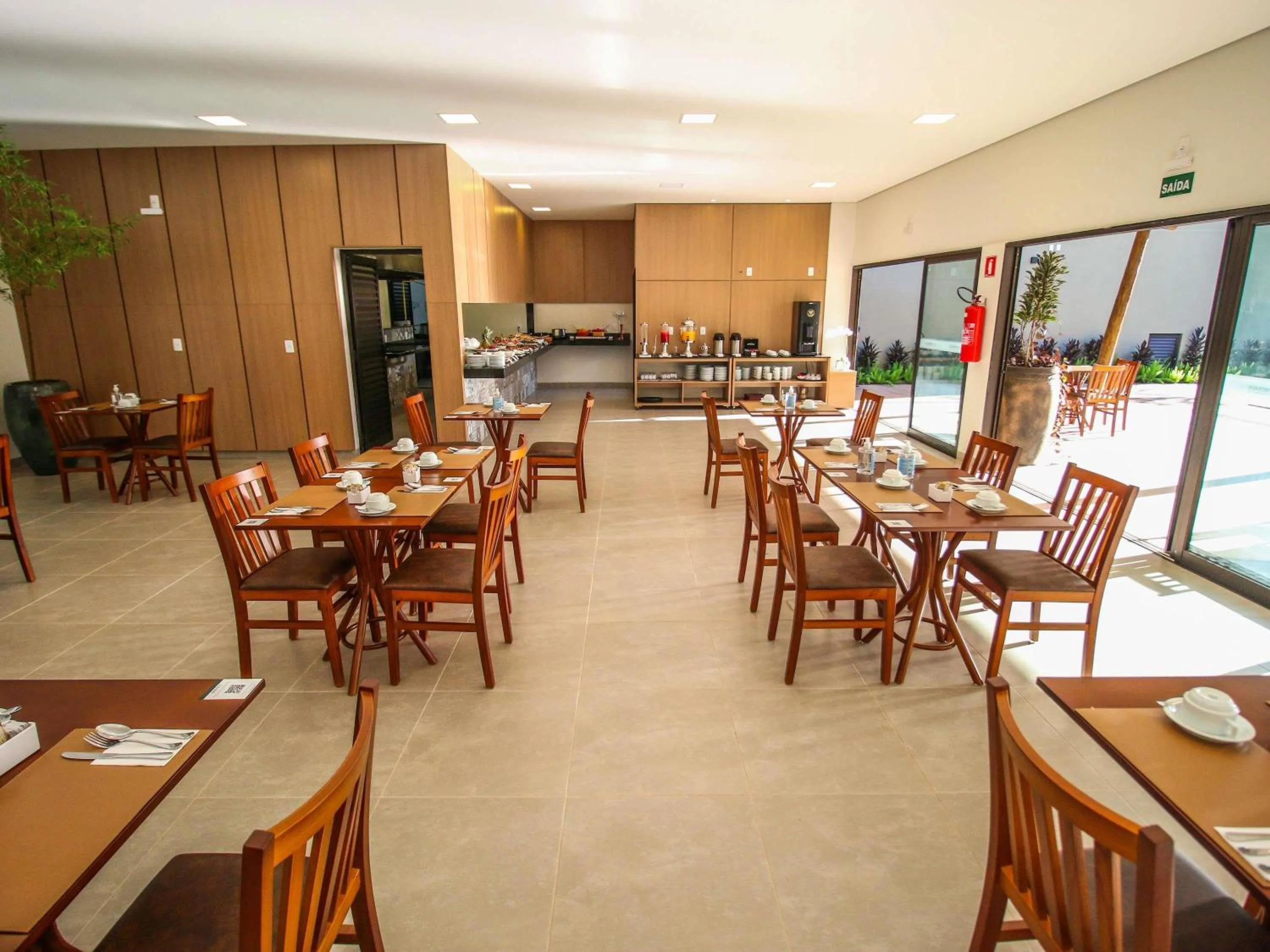 Restaurant/places to eat in ibis Styles Bonito