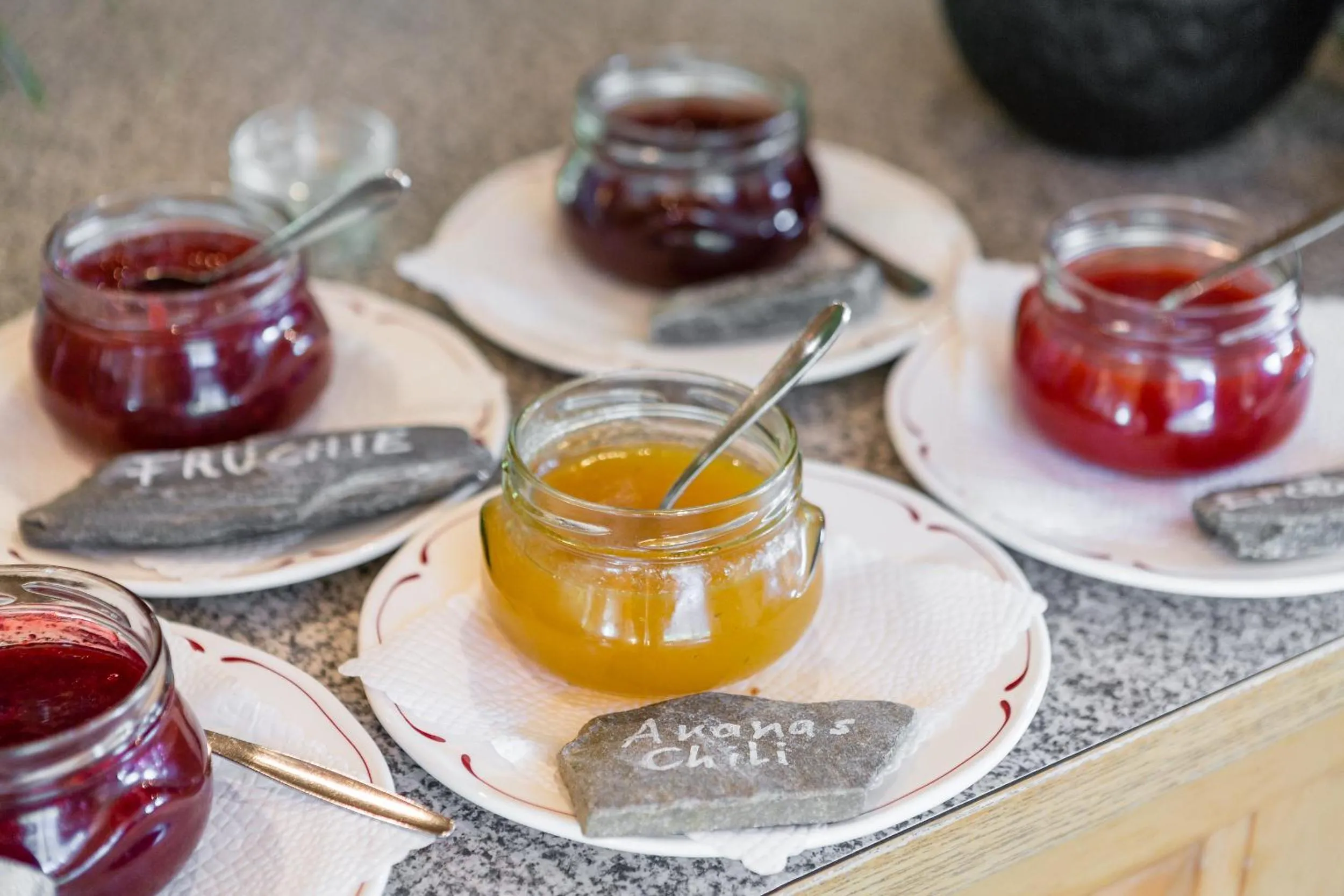 Continental breakfast in Hotel Des Alpes