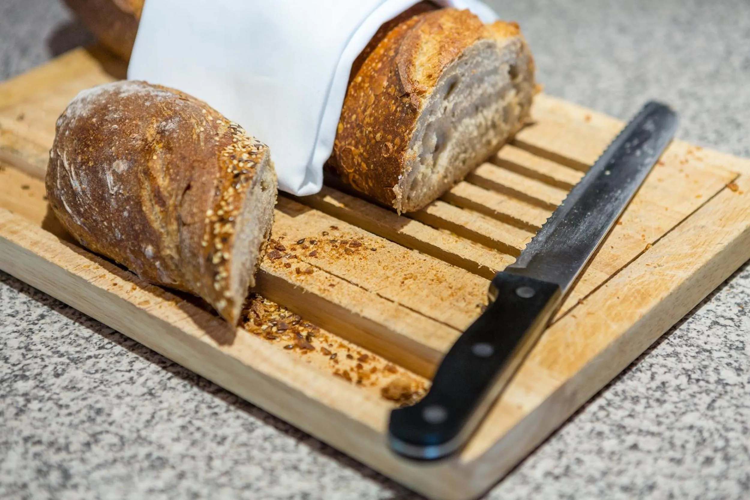 Continental breakfast in Hotel Des Alpes