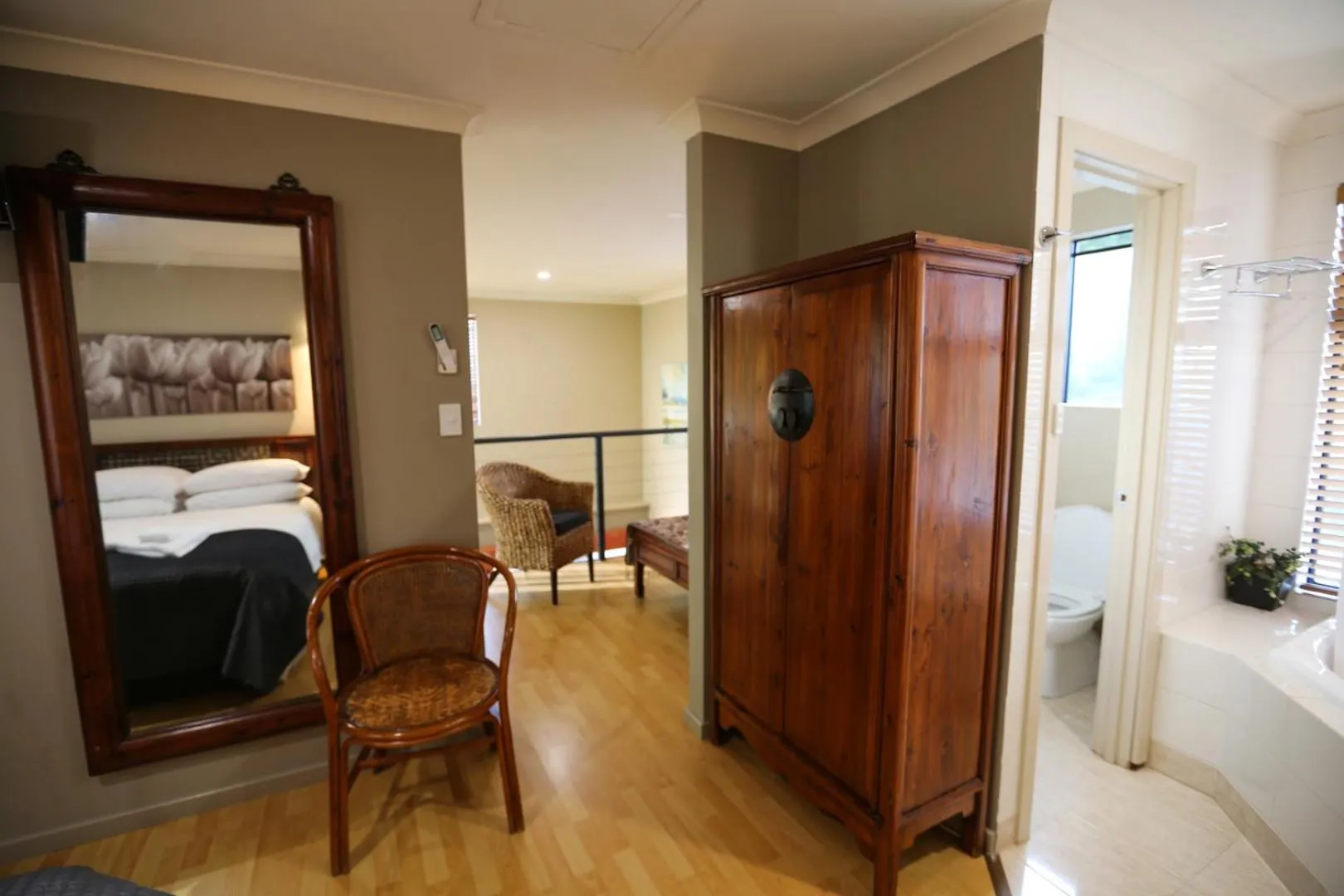 Shower, Bed in Dunn Bay Village Resort Homes