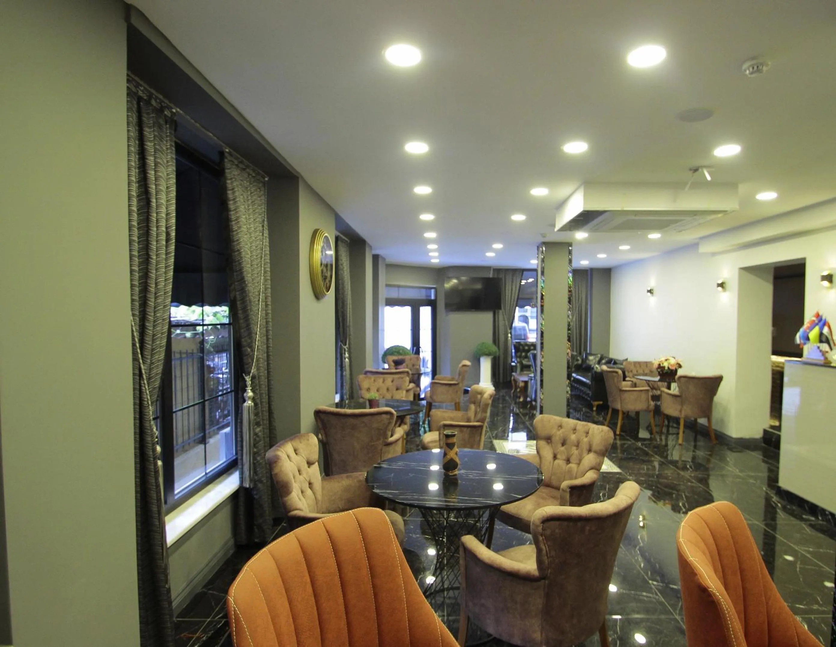 Lobby or reception in Guler Palas Hotel