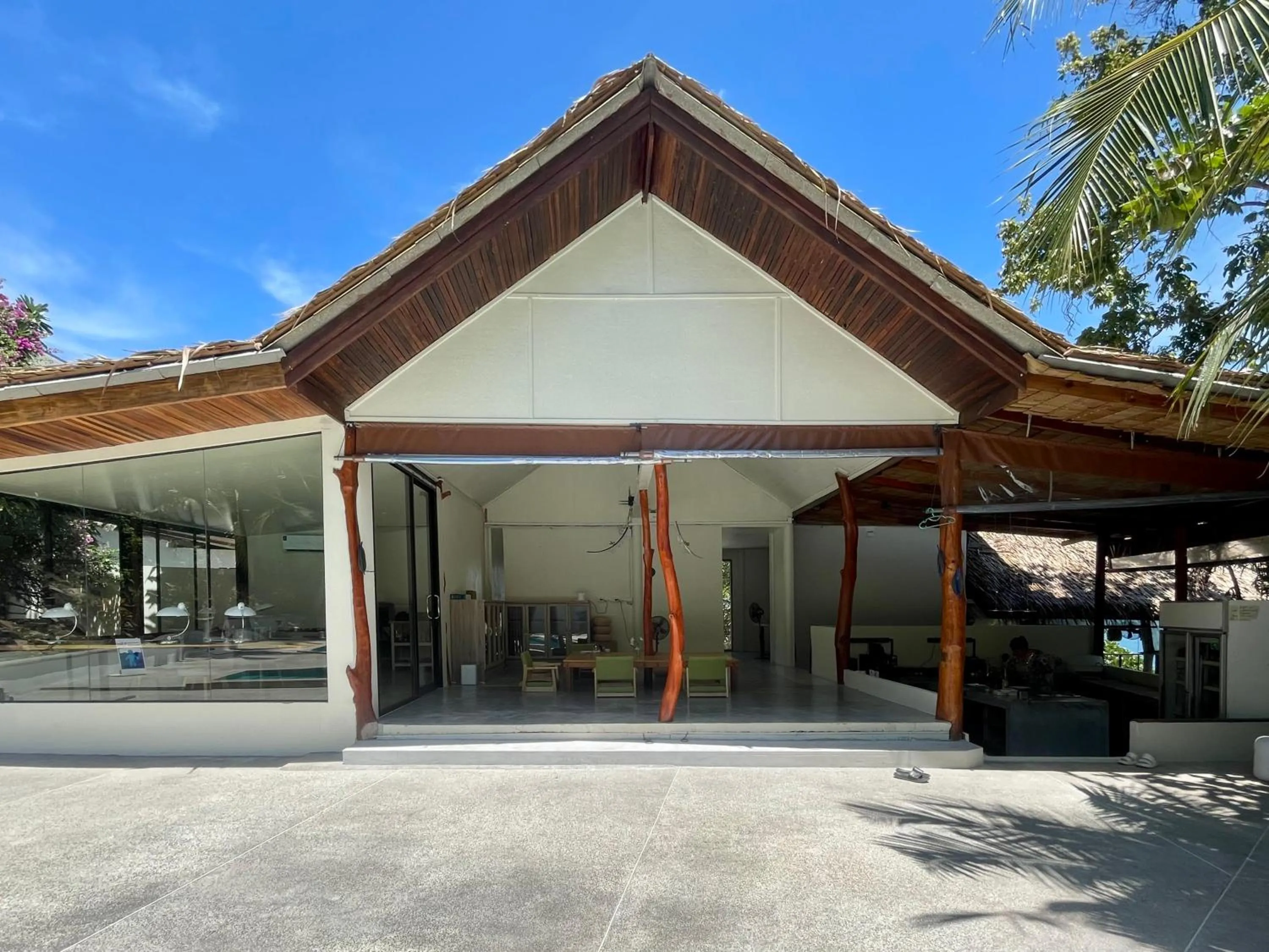 Property building in Tantawan sea view residence 山海居