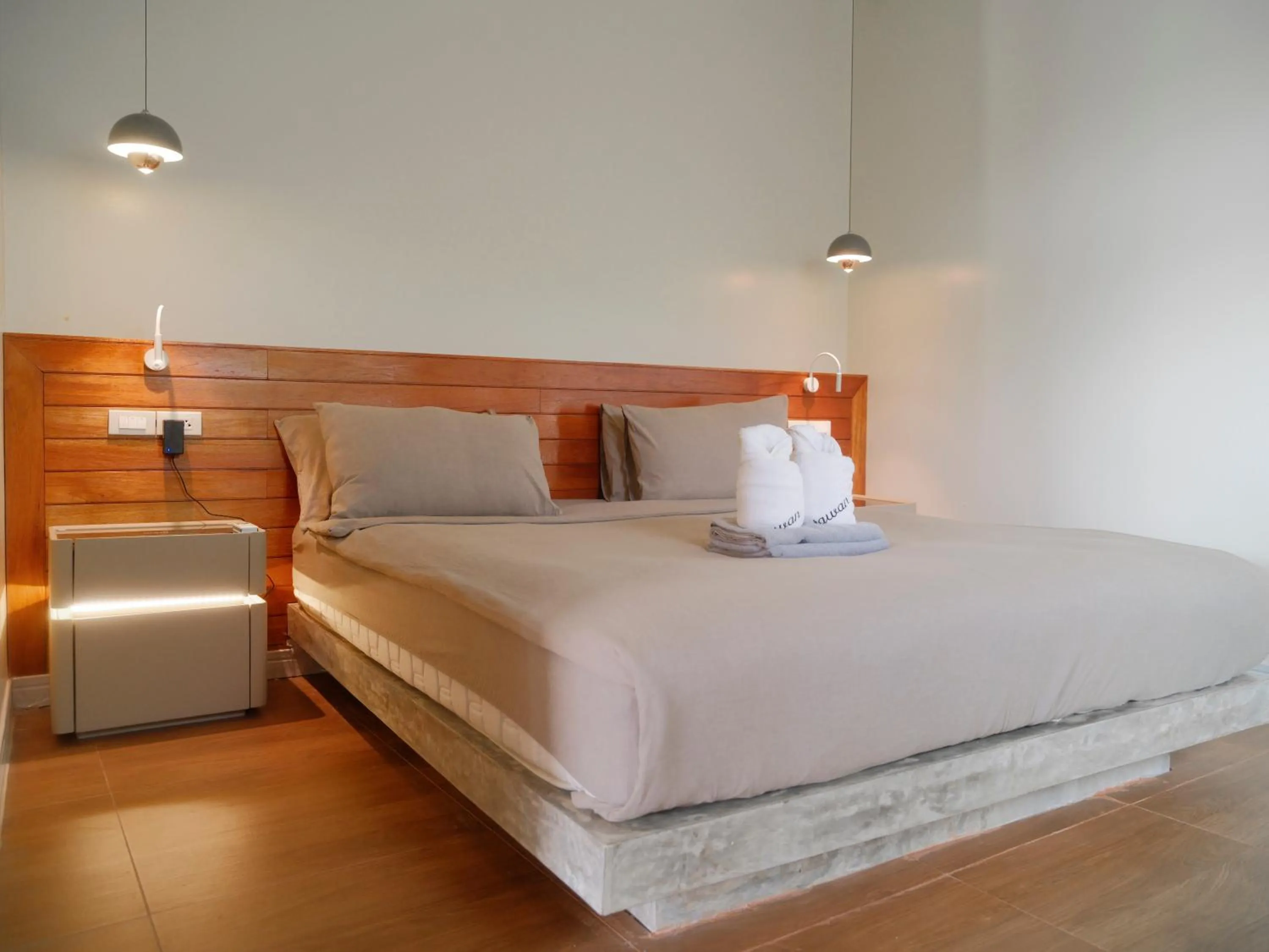 Bed in Tantawan sea view residence 山海居