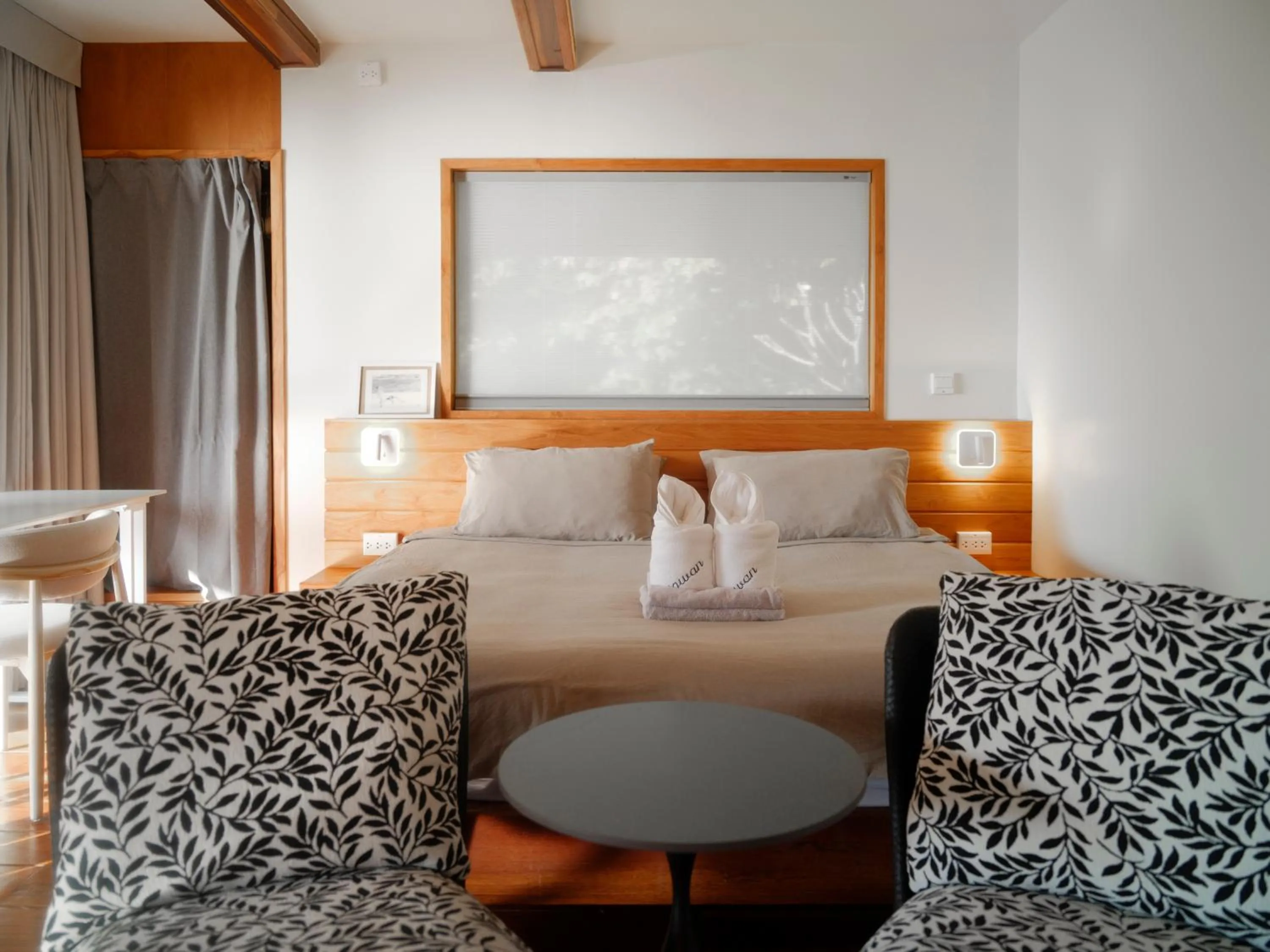 Bed in Tantawan sea view residence 山海居