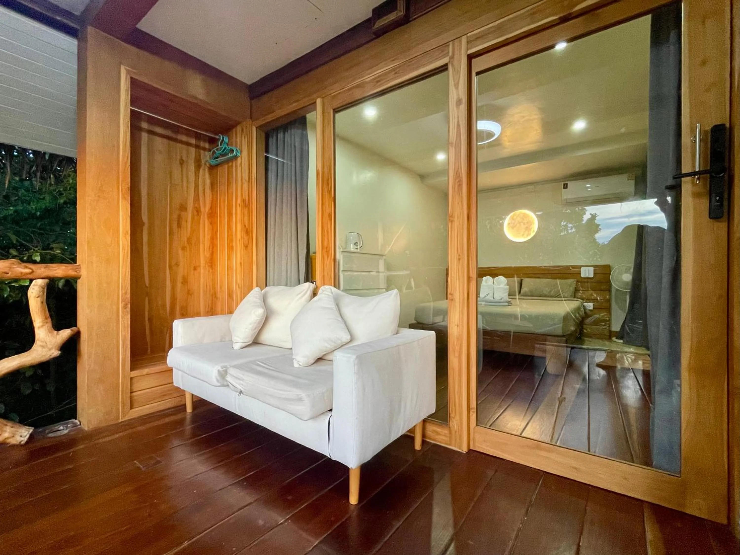 Bed in Tantawan sea view residence 山海居