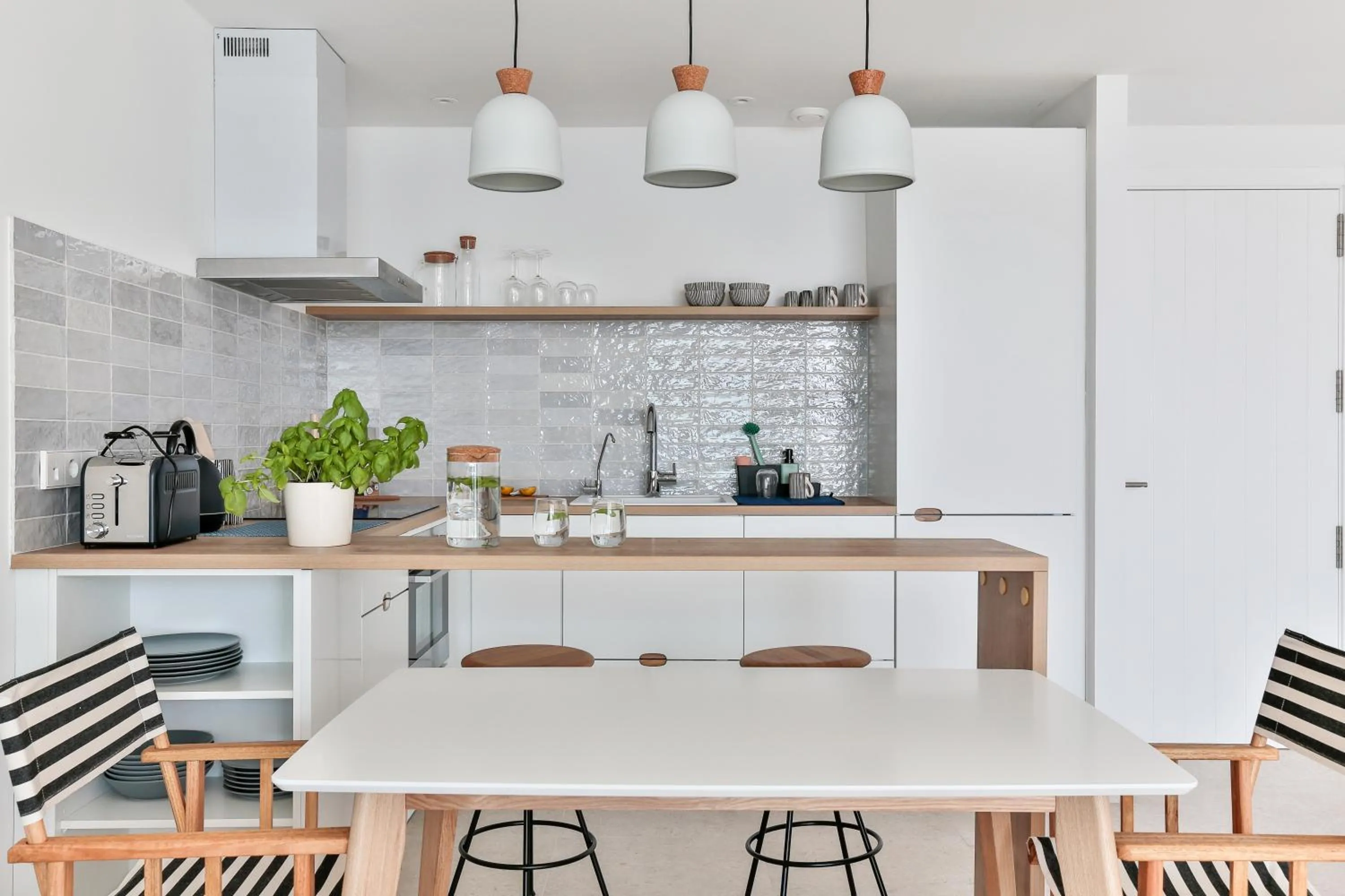 Kitchen or kitchenette in ECO-APARTMENTS LA MARINEDA
