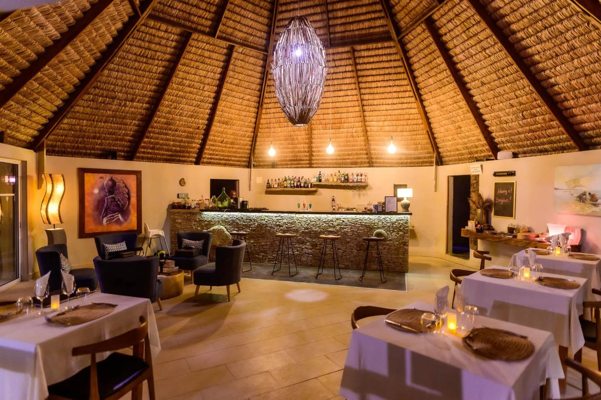 Restaurant/places to eat in Auberge de la Table