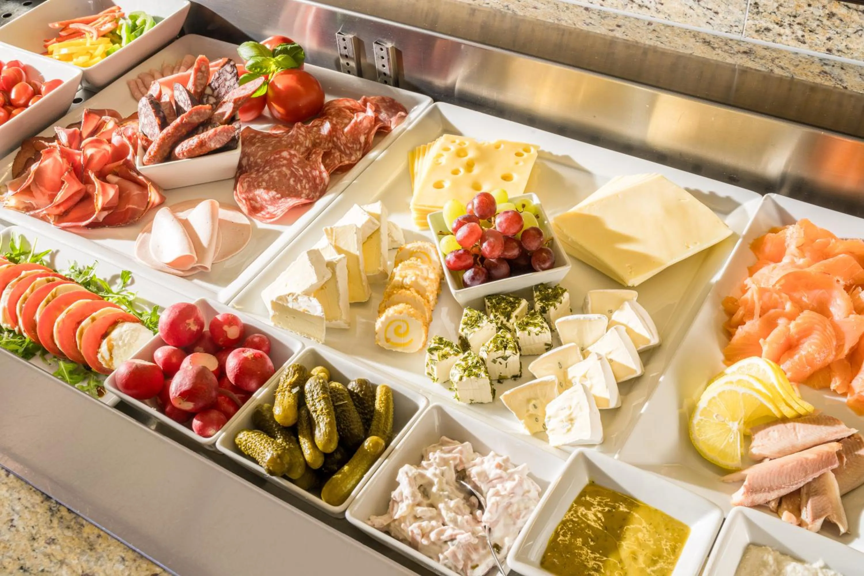 Buffet breakfast in Hotel Zur Schmiede