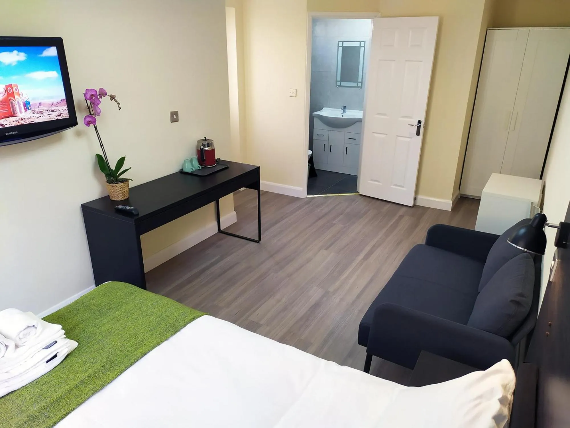 Seating area, Bed in The Yew Studio - Self contained one bed studio flat with parking