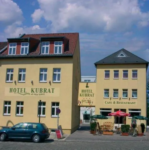 Facade/entrance in Hotel Kubrat an der Spree