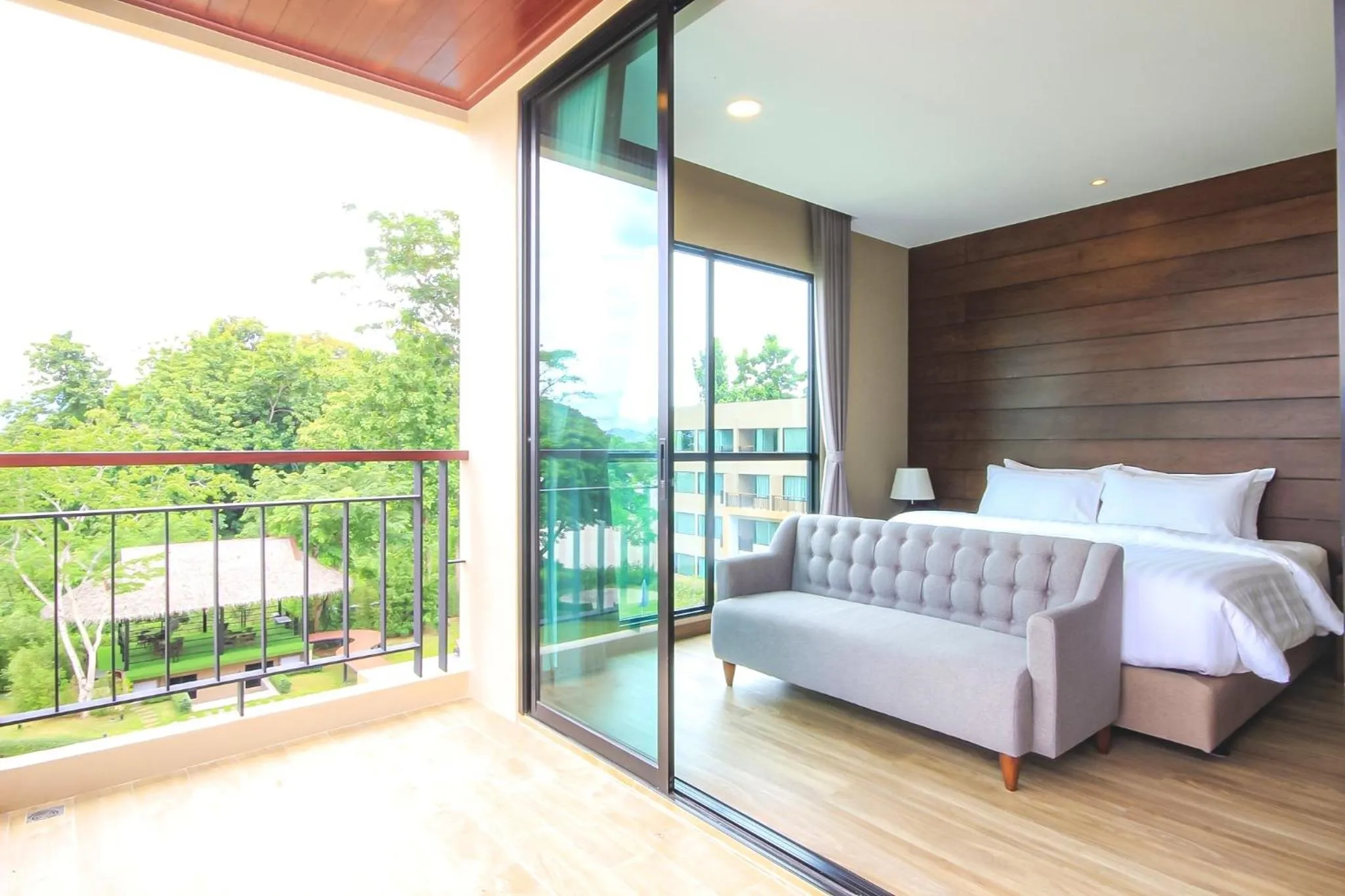 Bed in River Tree Resort