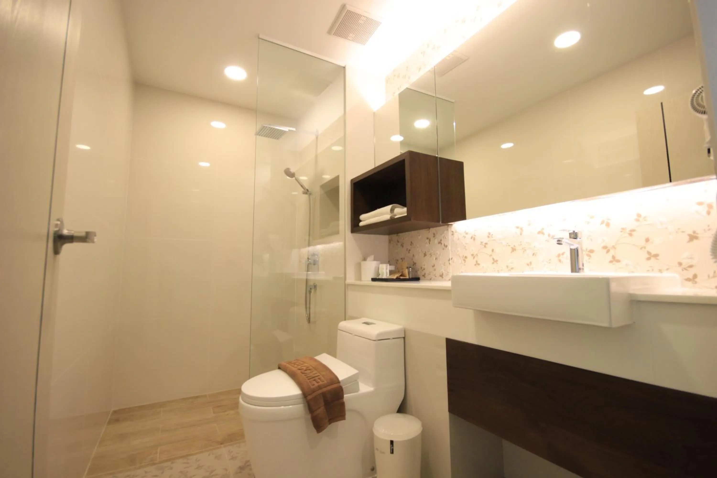 Shower in River Tree Resort