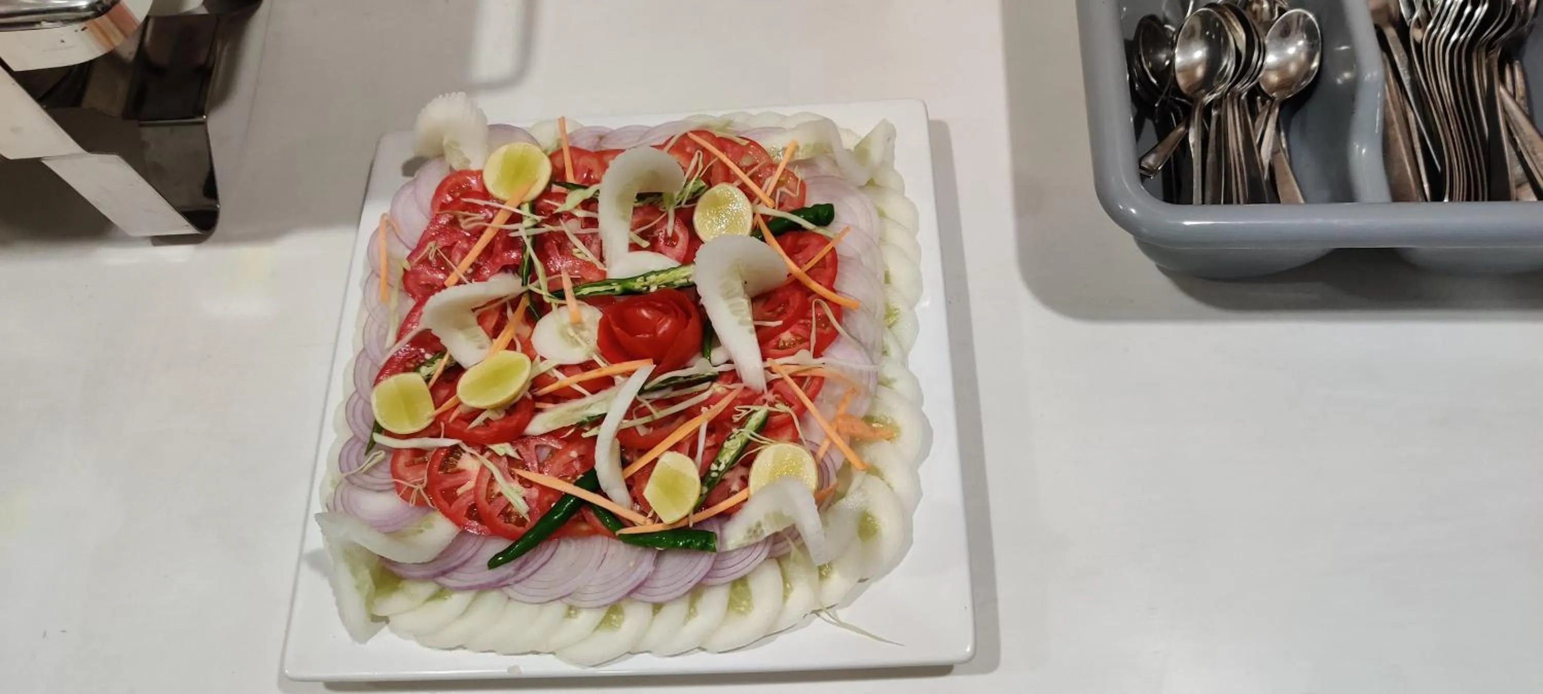 Food and drinks in Hotel Keshav Residency - Medicity Gurugram, near Medanta Hospital, Pure Vegetarian