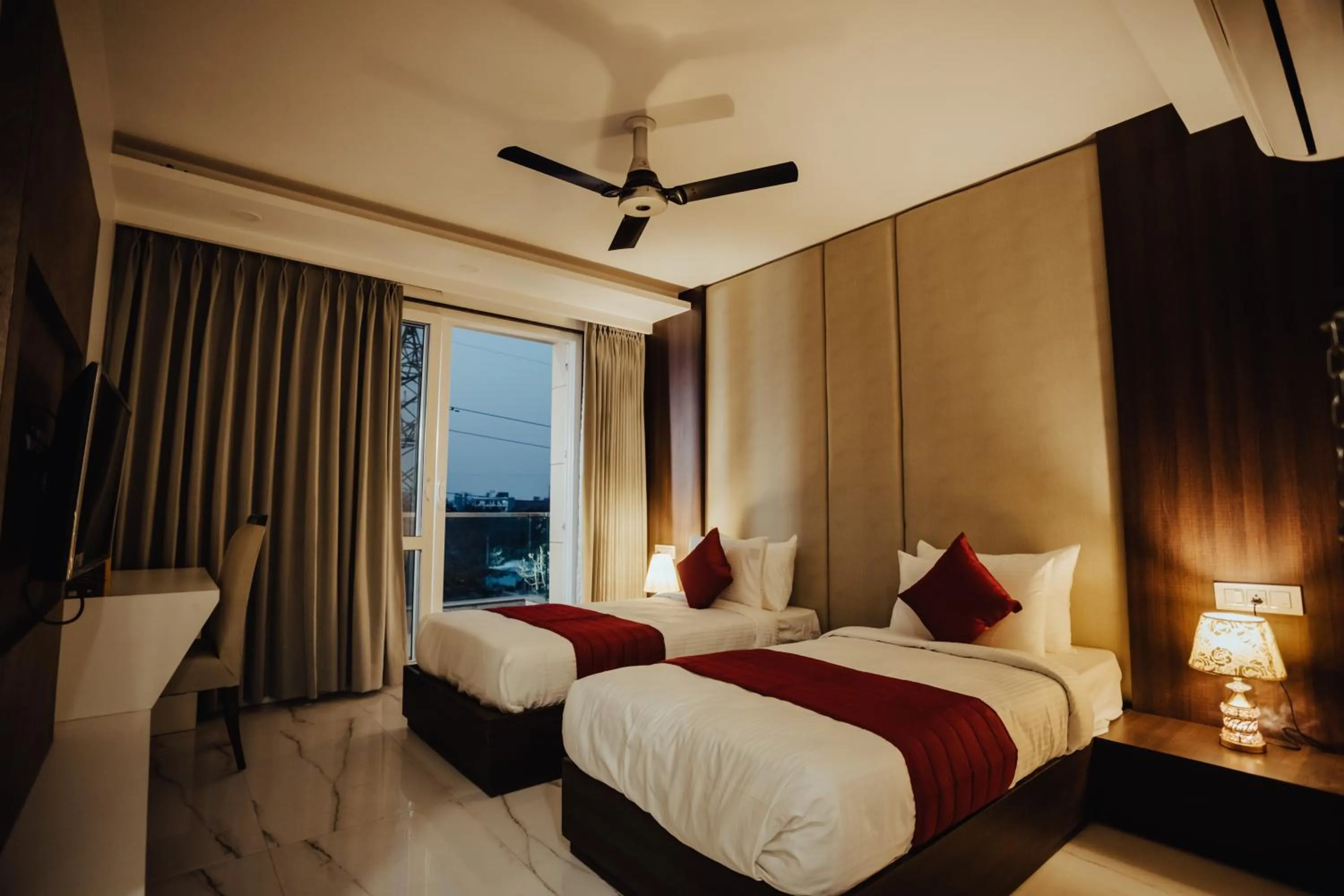 Bed in Hotel Keshav Residency - Medicity Gurugram, near Medanta Hospital, Pure Vegetarian